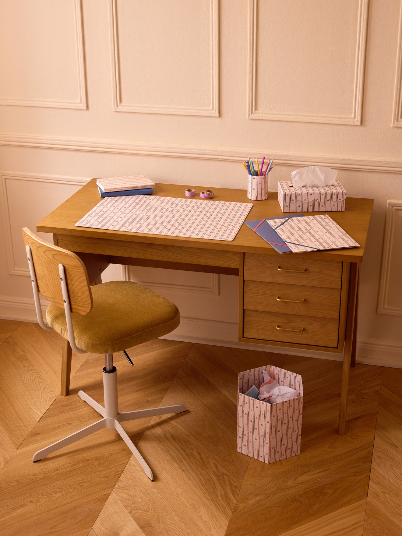 Boîte à mouchoirs en papier imprimé