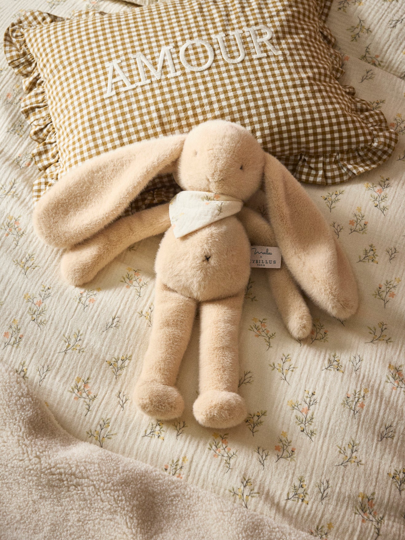 Peluche lapin Germain - Collection Cyrillus X Maïlou Tradition