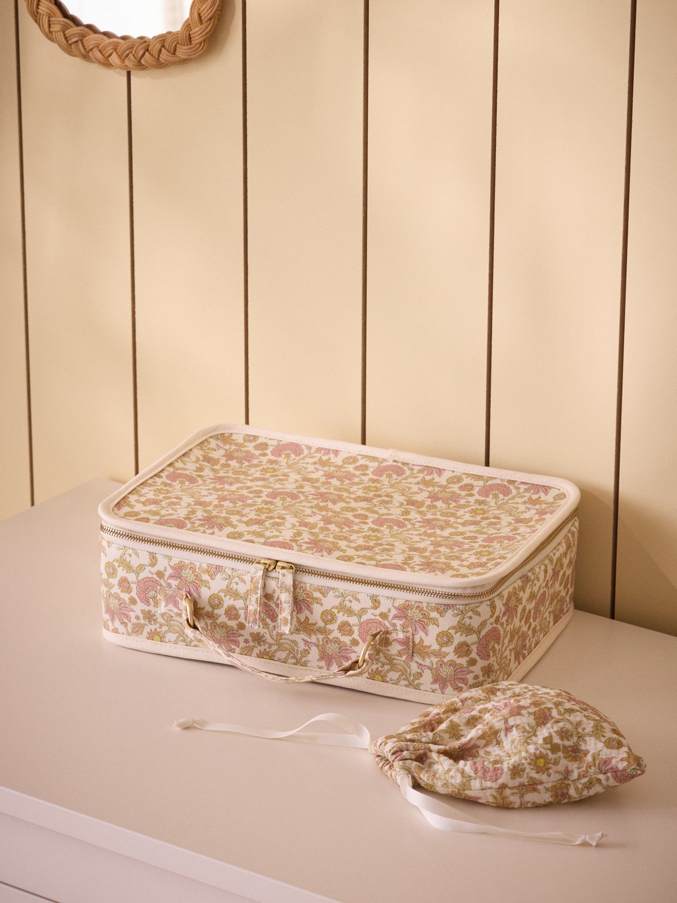 Stoffen koffertje met Albertine-print
