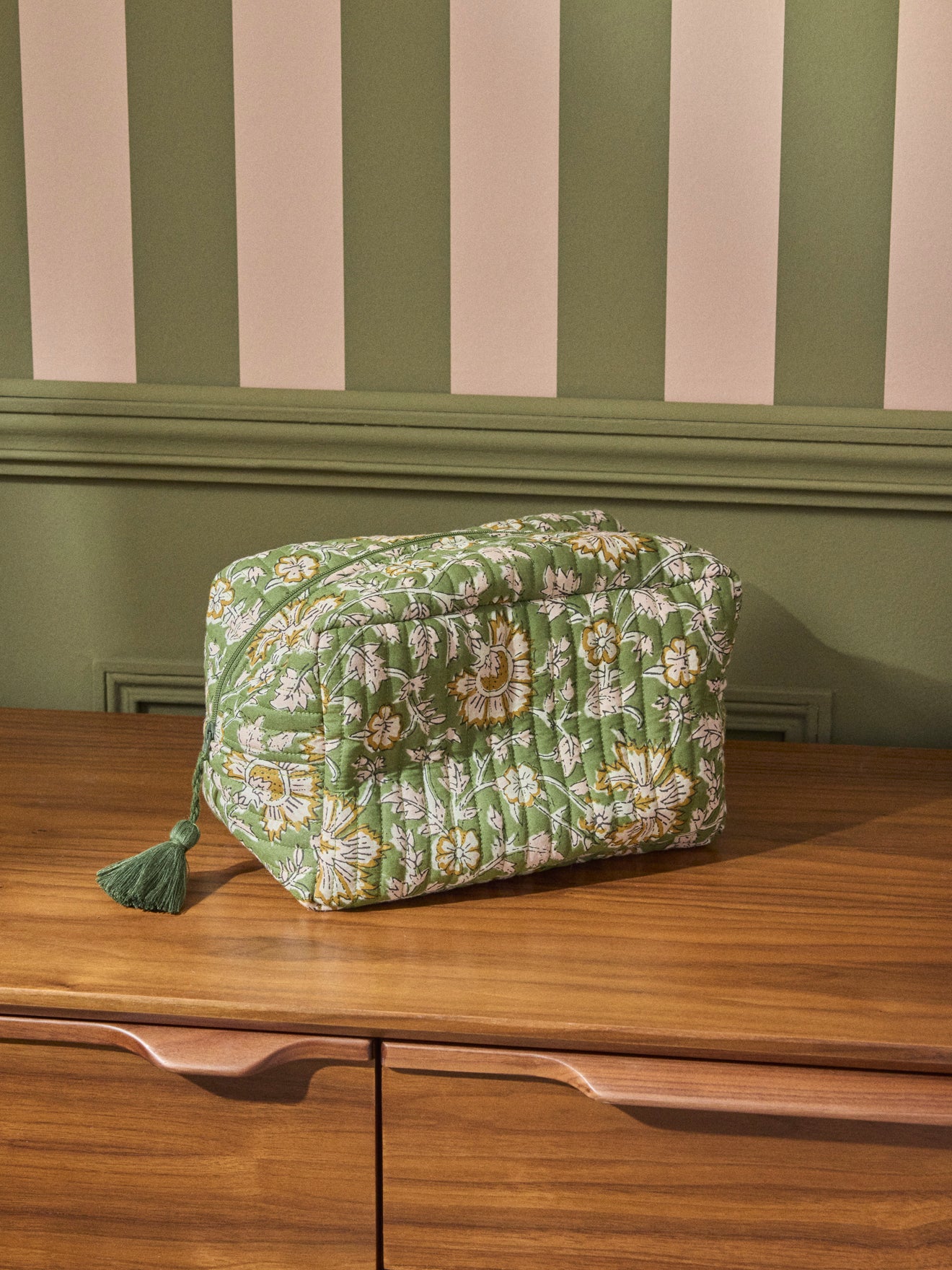 Trousse de toilette matelassée en tissu indien