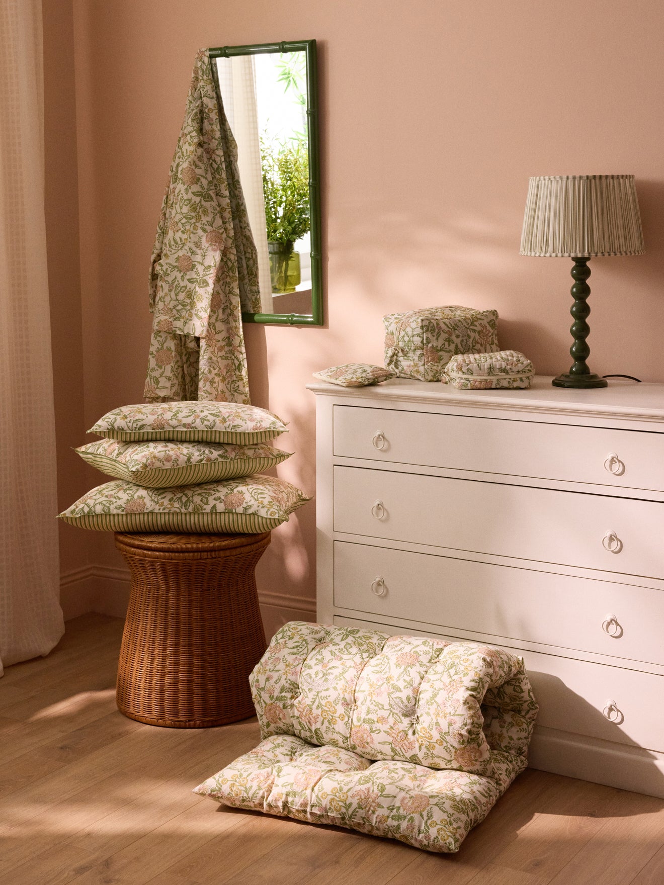Kleine toilettas met Indiase bloemenprint