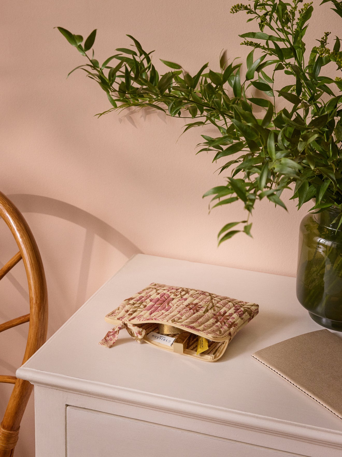Kleine toilettas met Indiase bloemenprint