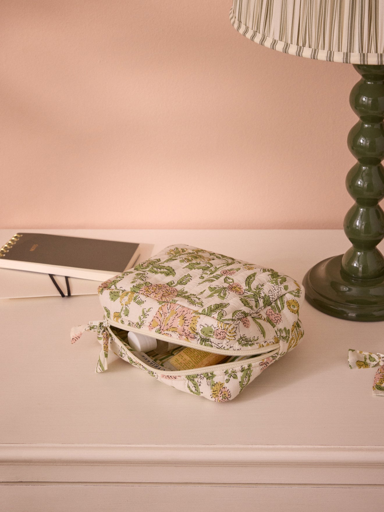 Trousse de toilette imprimé fleuri indien