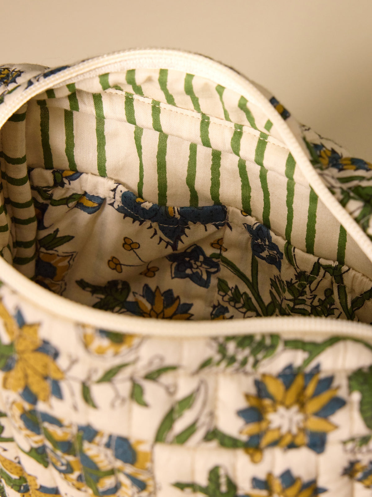 Toilettas met Indiase print