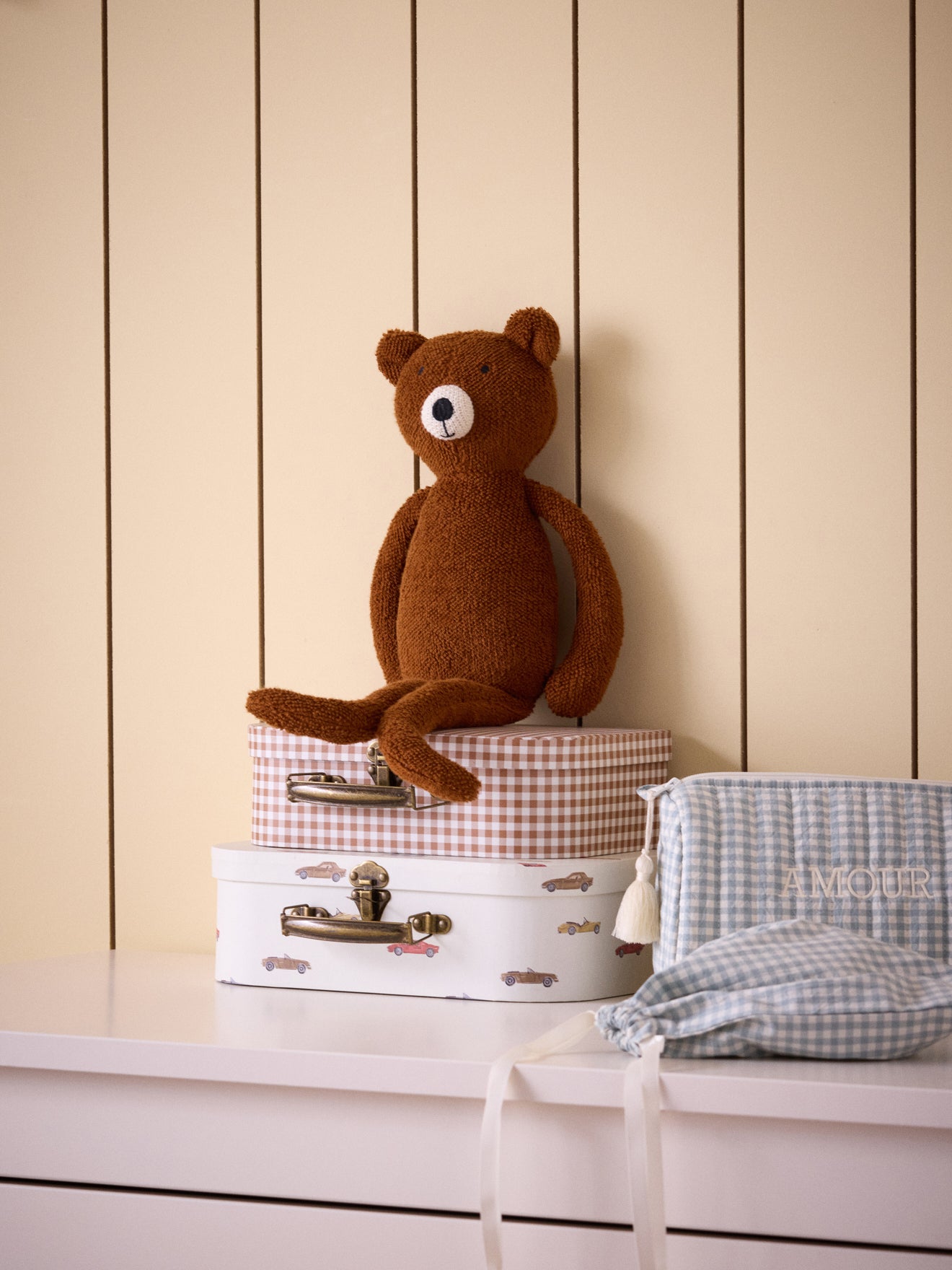 Peluche ours en bouclette