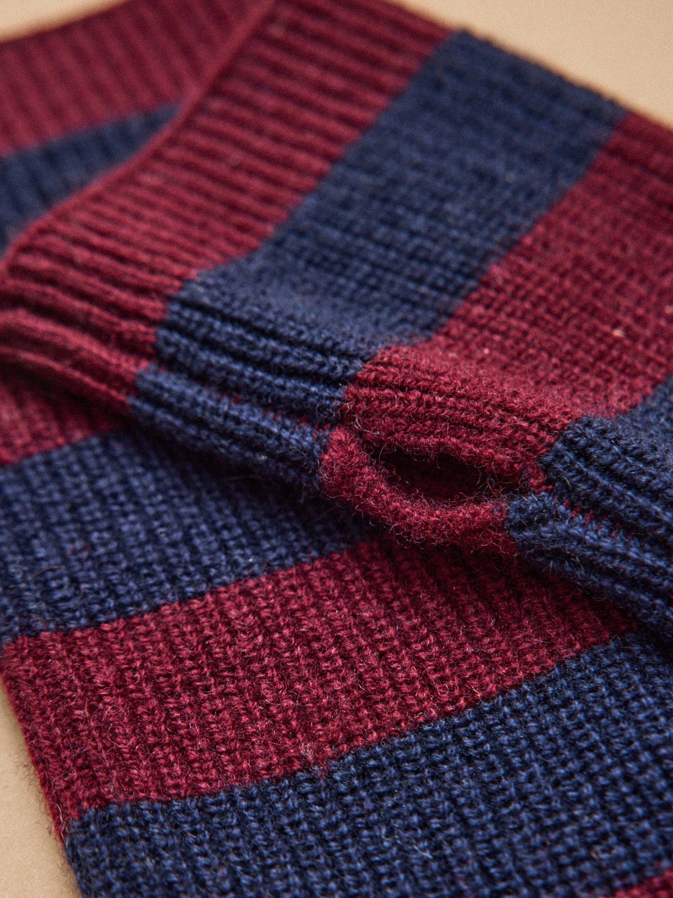 Damespolswarmers in wol en kasjmier