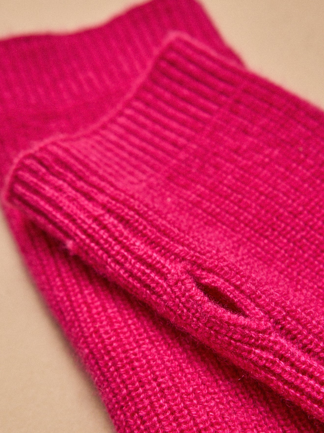 Damespolswarmers in wol en kasjmier