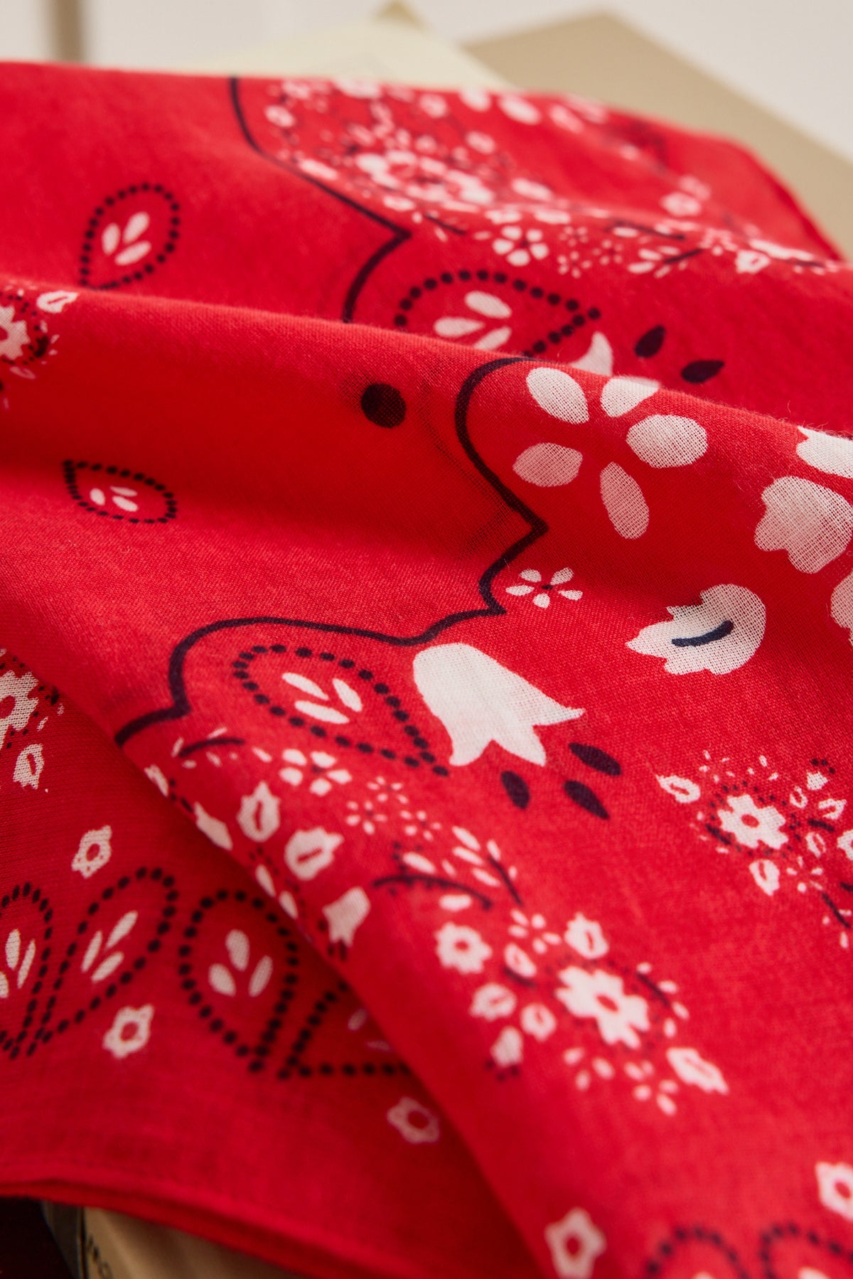 Gebloemde bandana in biokatoen