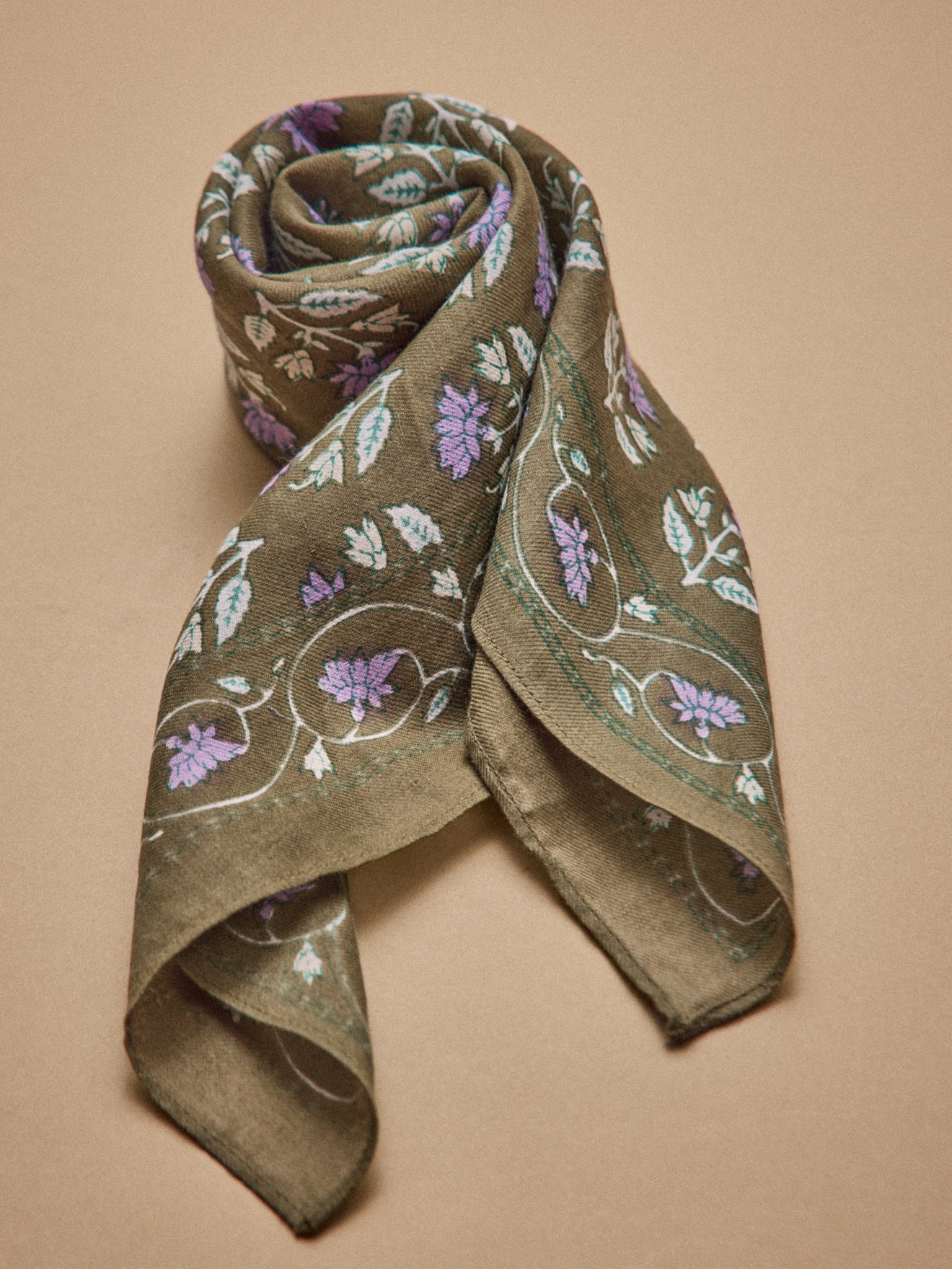 Damesfoulard met Indiase print