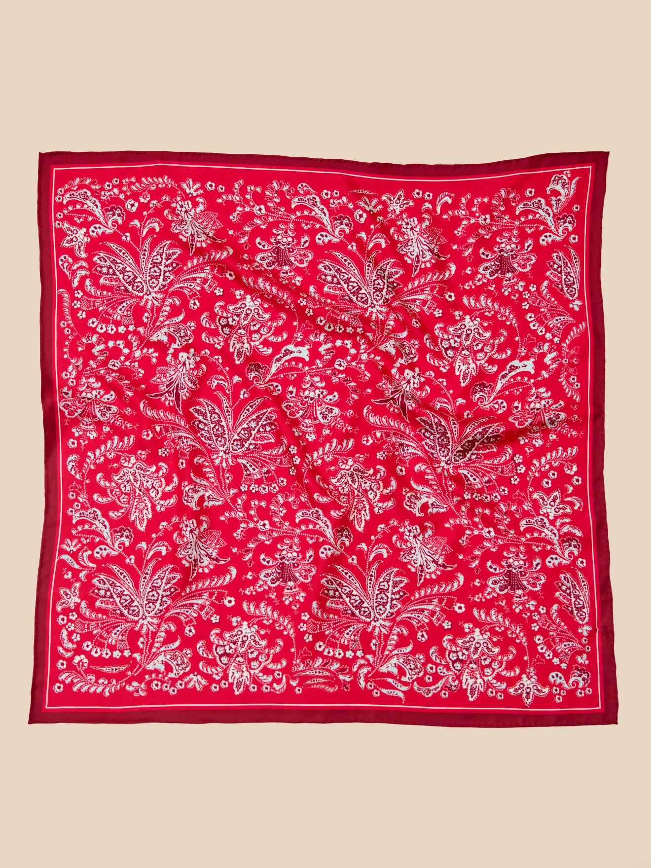 Foulard soie femme motif Paisley