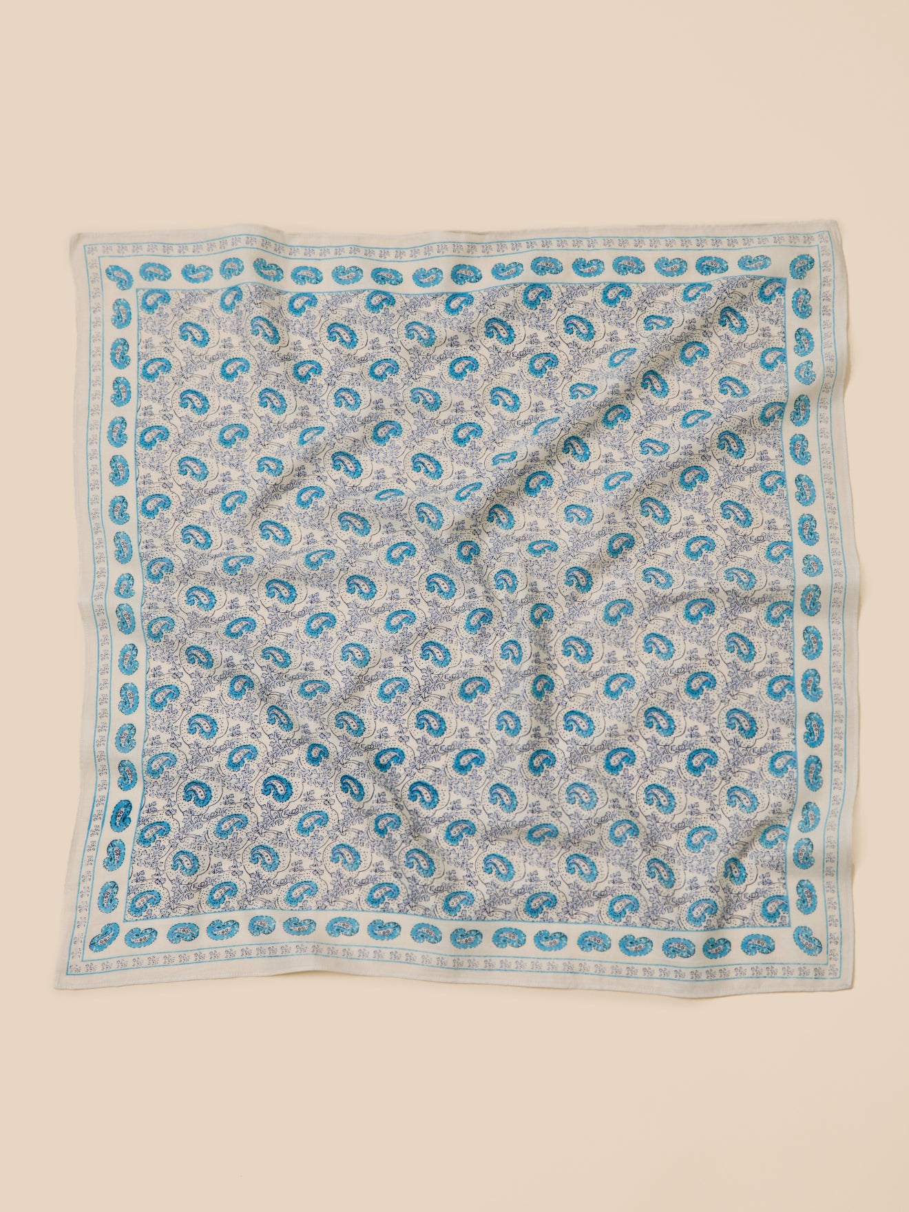 Foulard coton femme motif Paisley