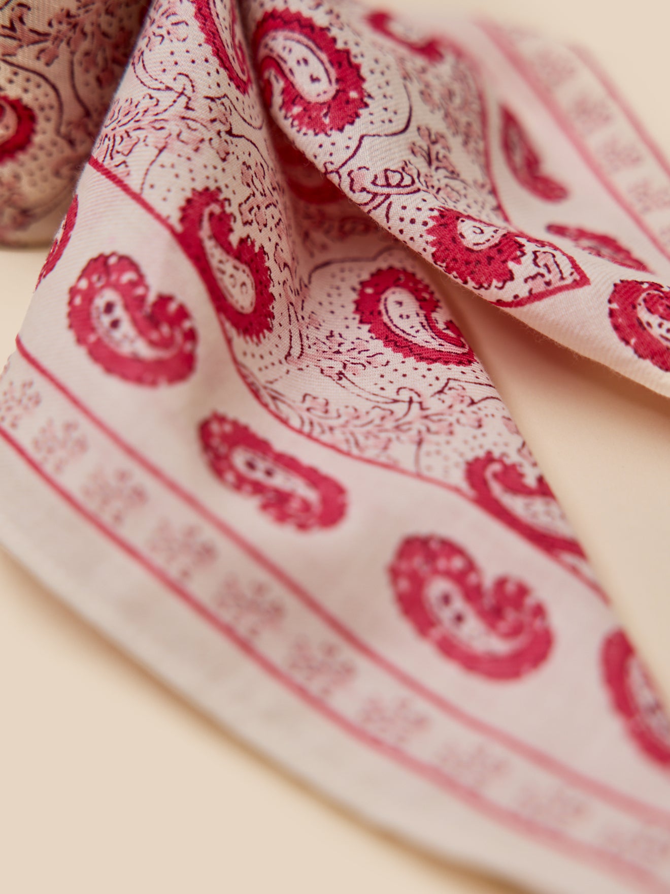 Foulard coton femme motif Paisley