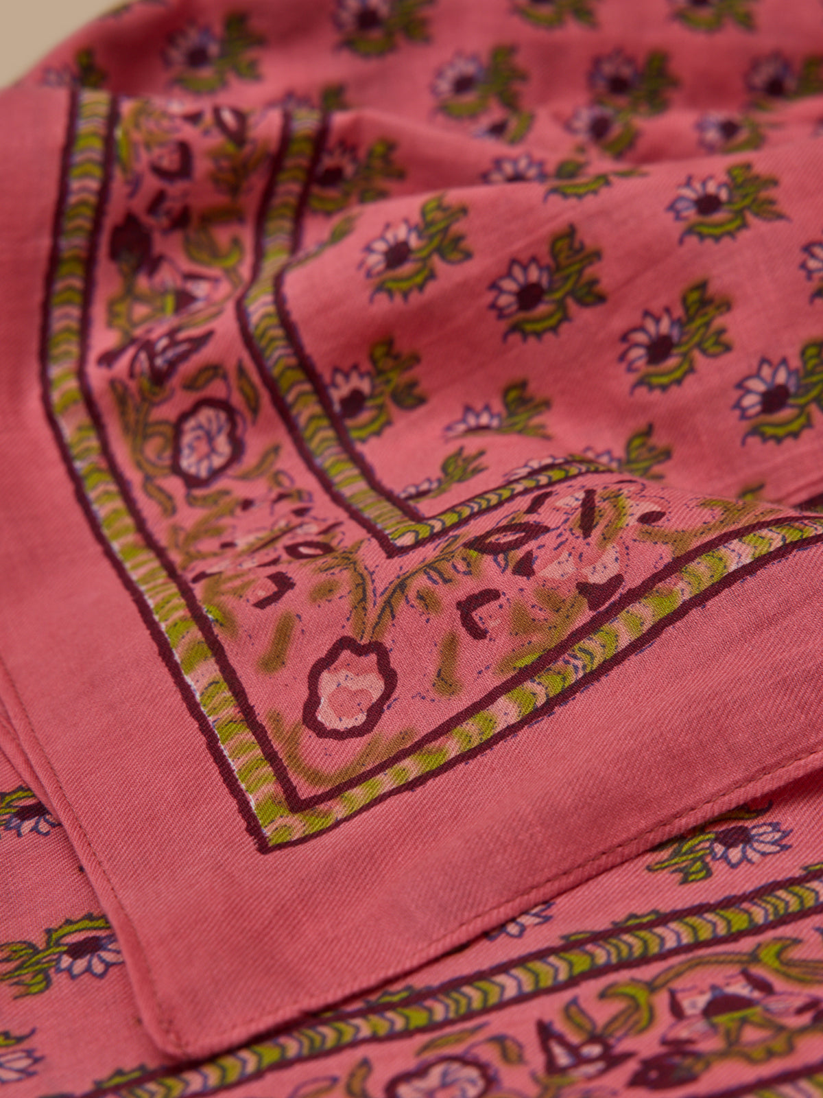 Bedrukte damesfoulard