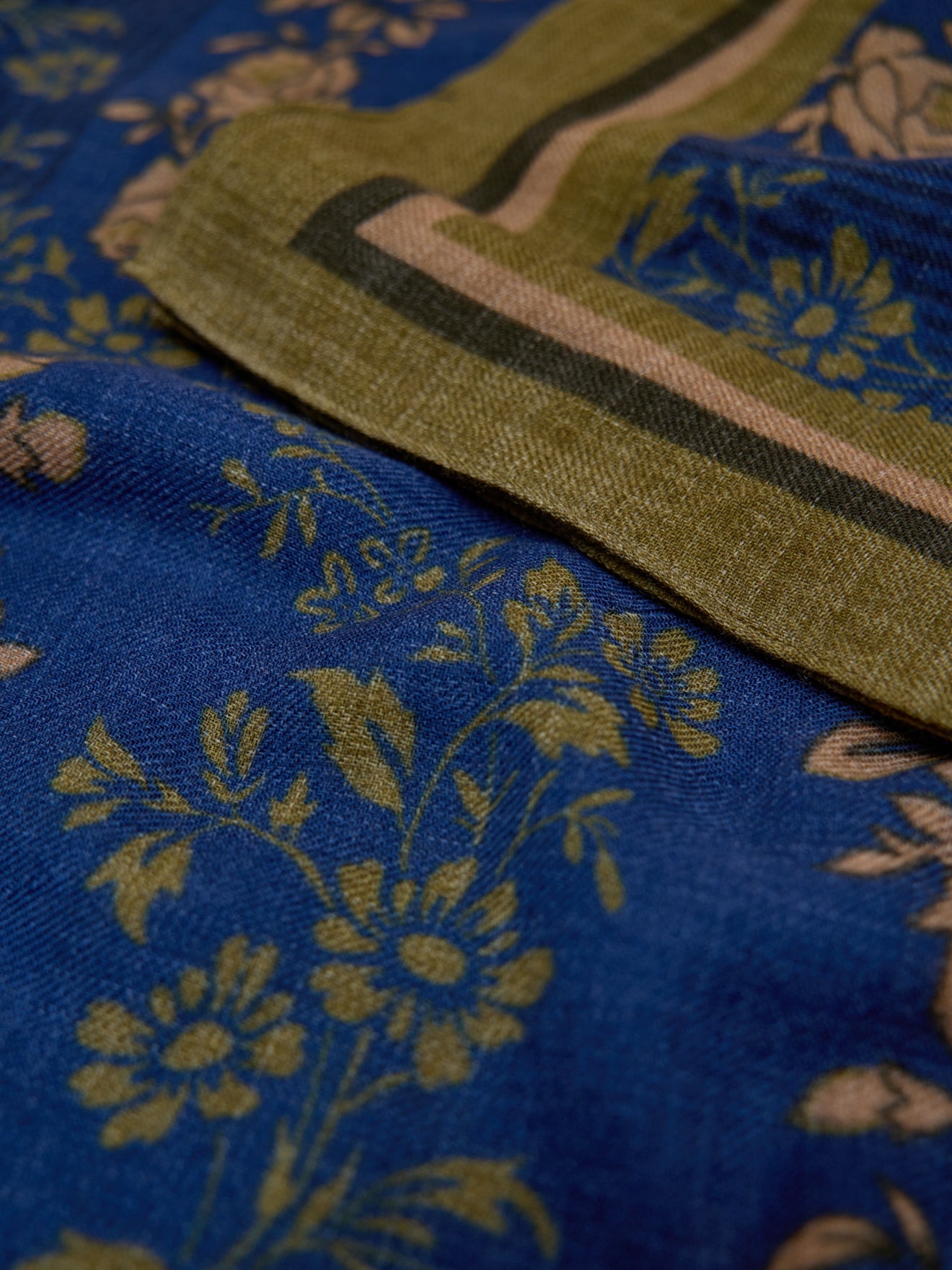 Foulard laine femme imprimé fleuri