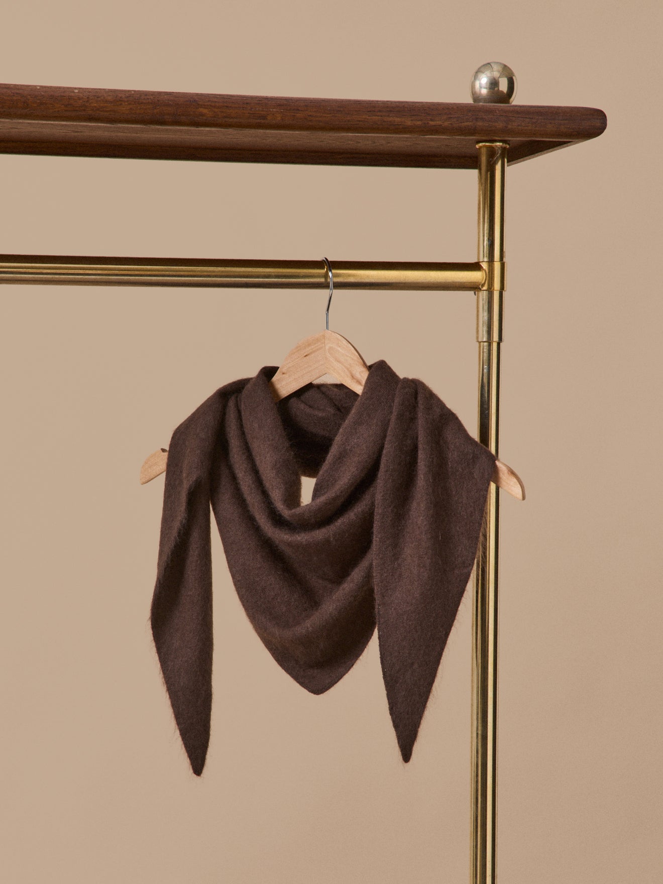 Écharpe triangle maille brossée femme