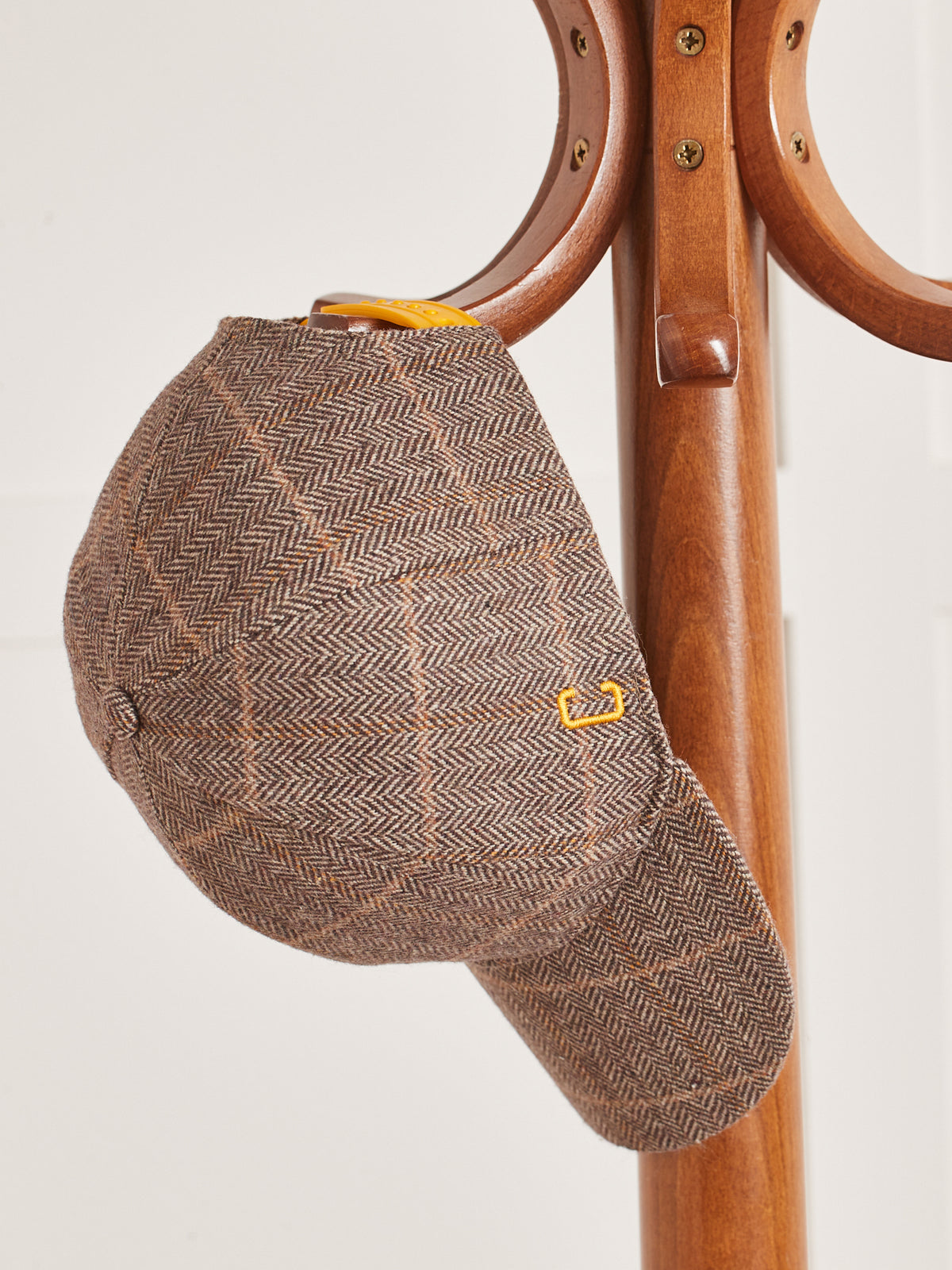 Pet in tweed