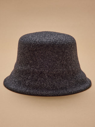 Chapeau cloche en laine femme