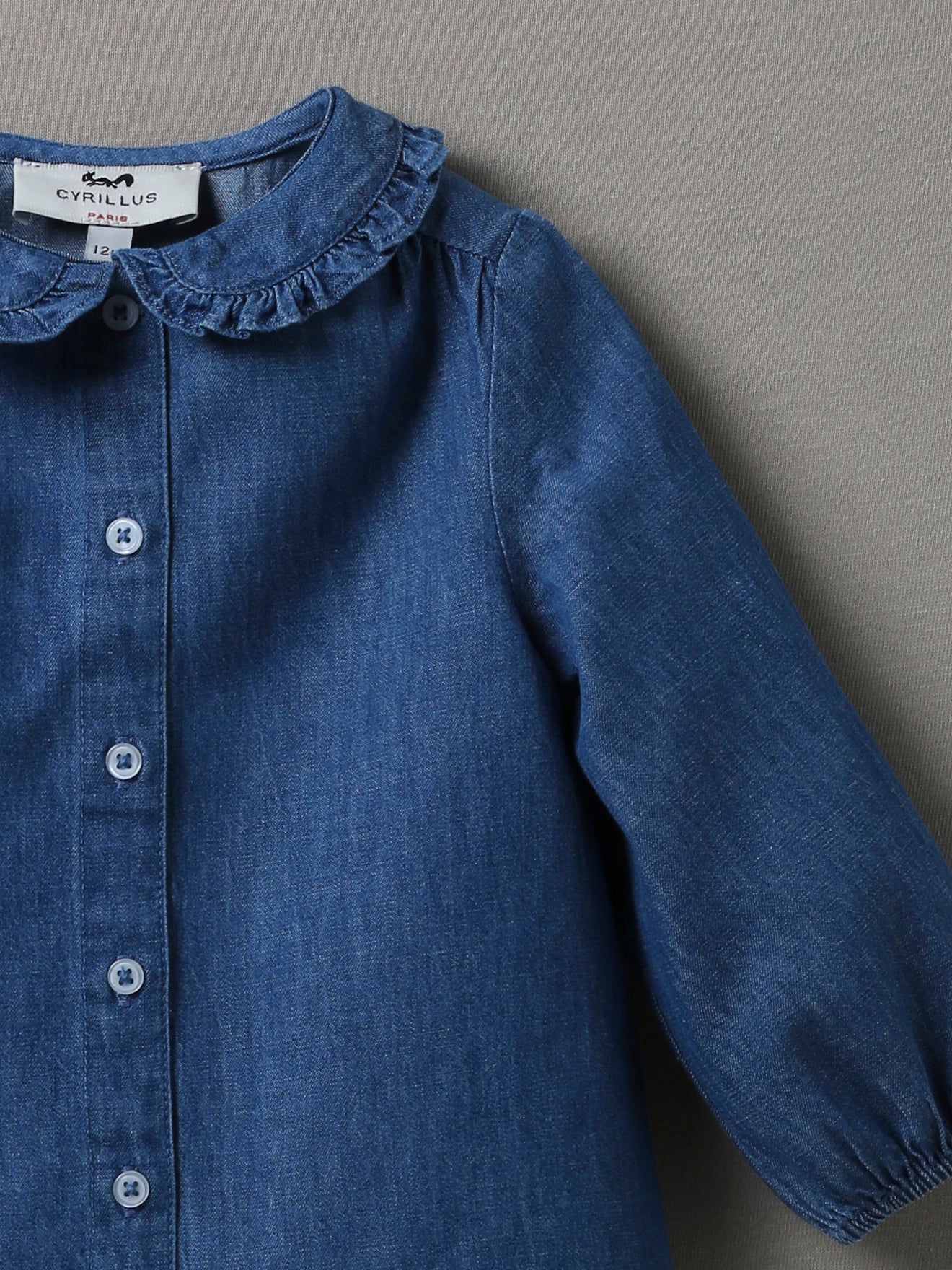 Blouse bébé en denim léger