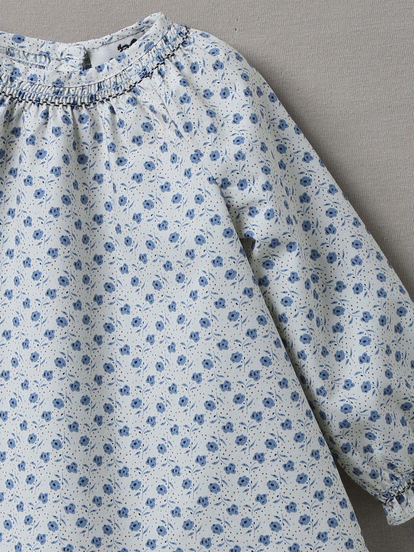 Guimpe Bébé à smocks