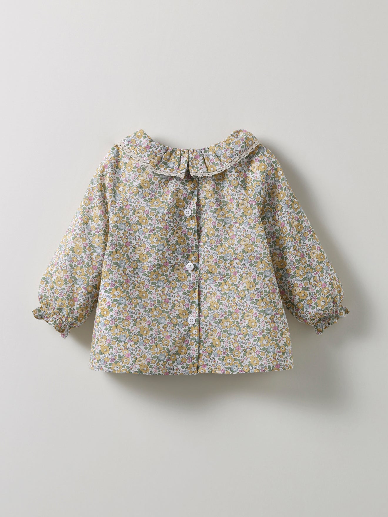 Babybloesje in Liberty-stof