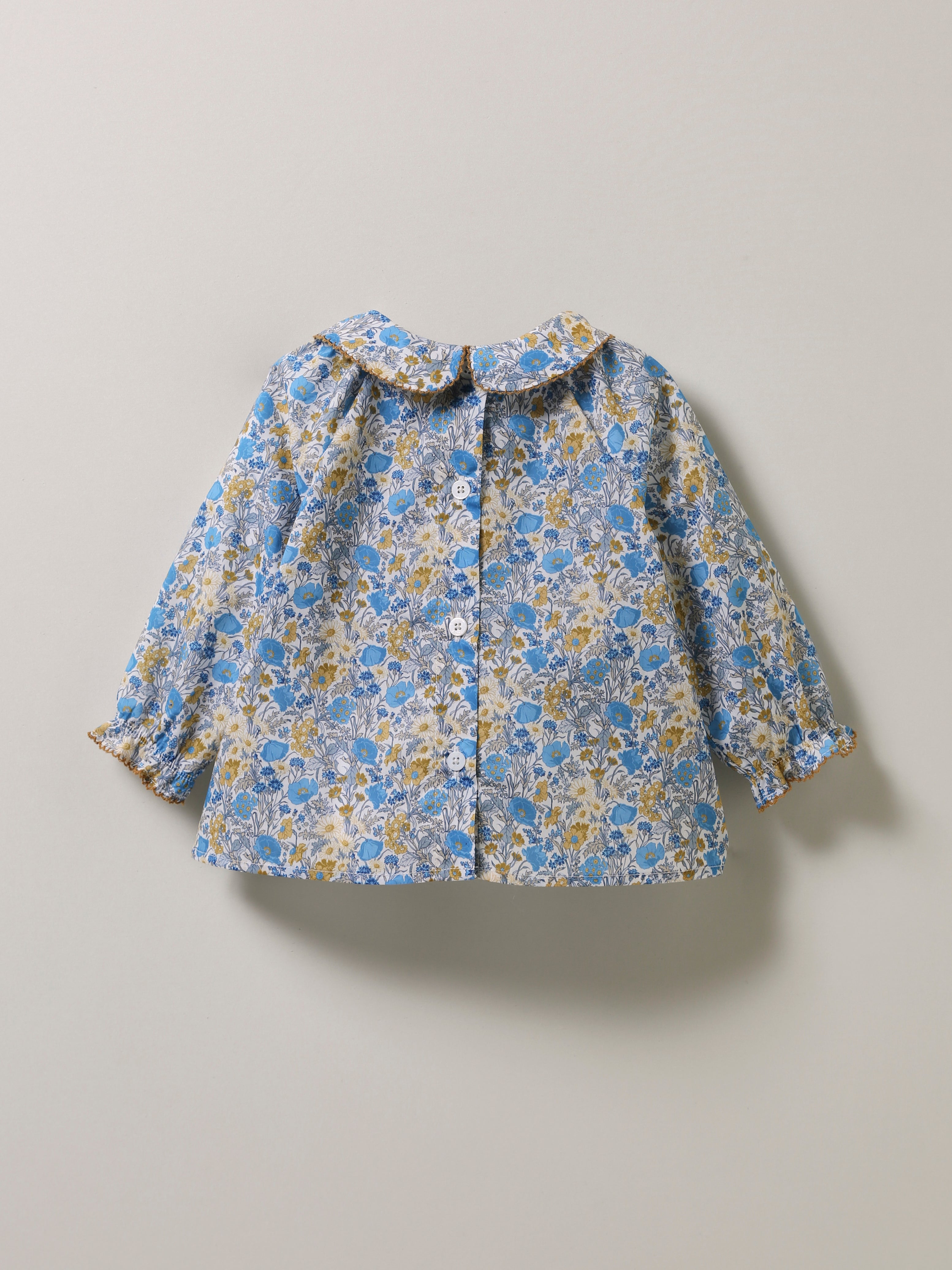 Babybloesje in Liberty-stof