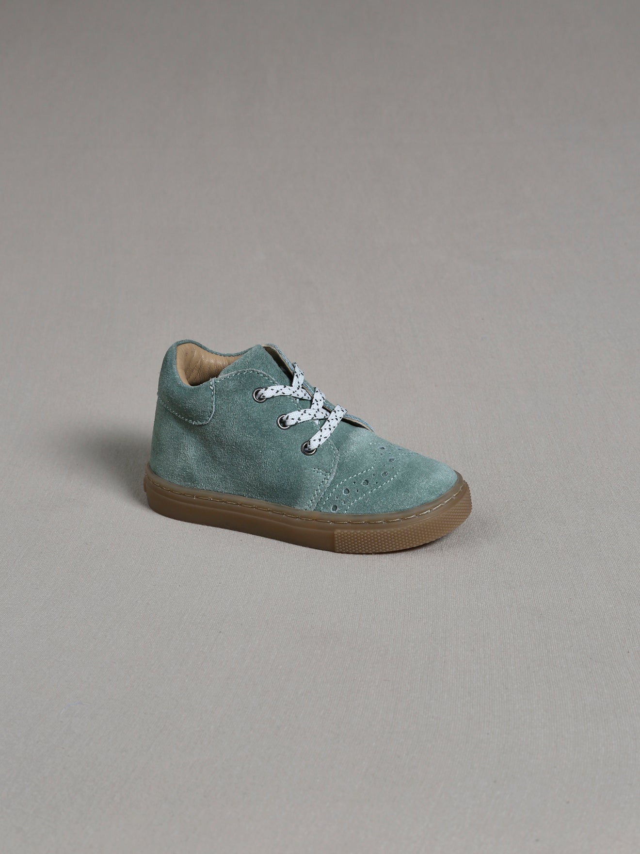 Tennis à lacets Bébé en cuir velours