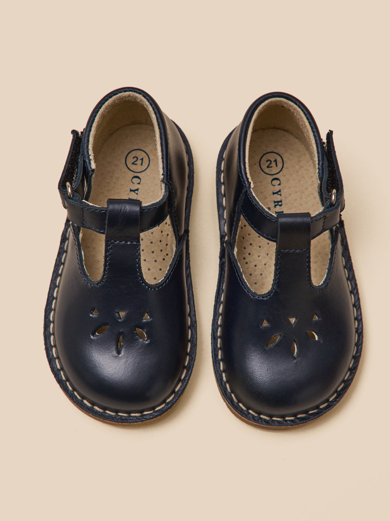 Leren babyschoenen met T-riempje