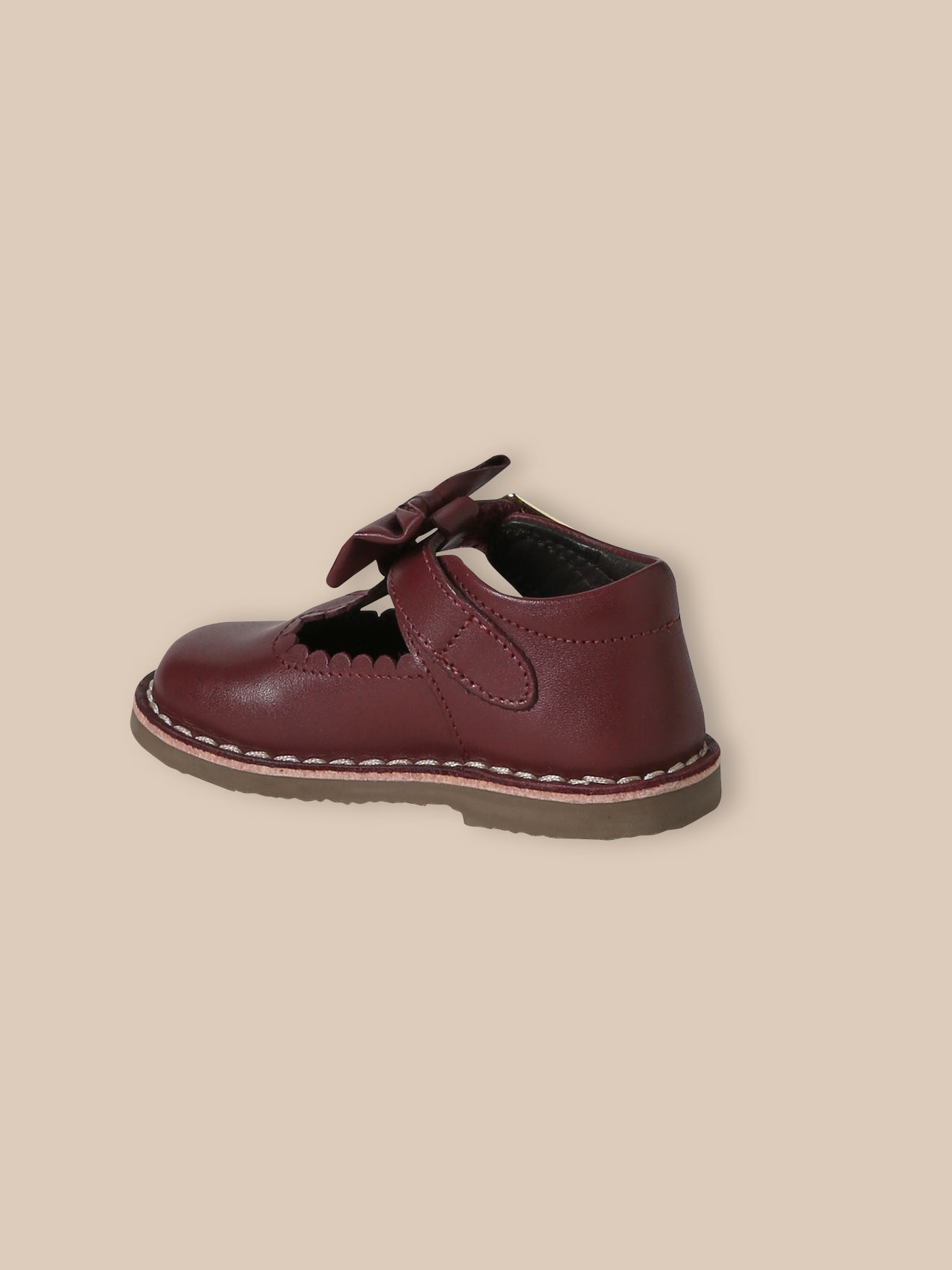 Babyschoenen in saloméstijl met strikje