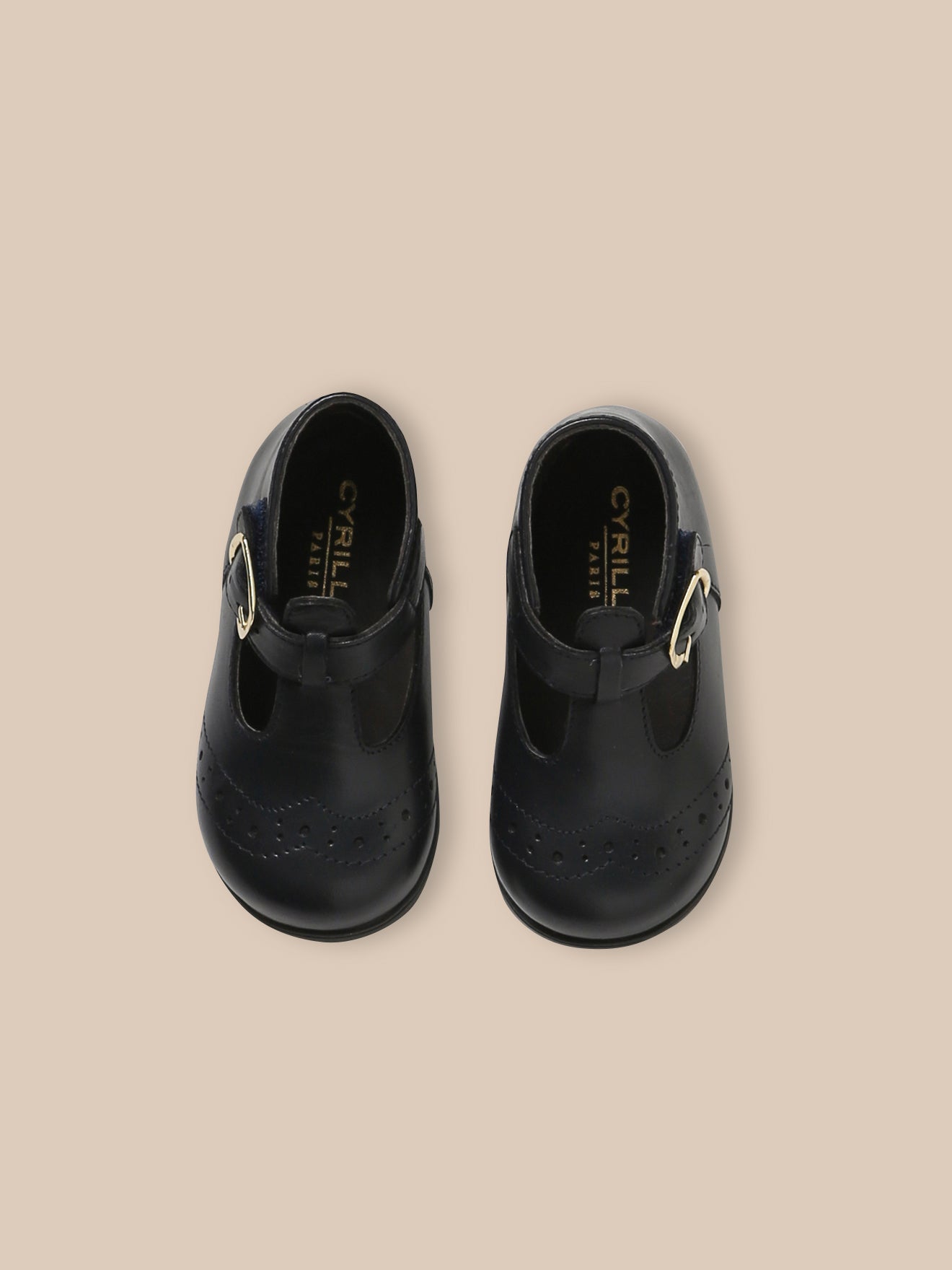 Leren babyschoenen in saloméstijl