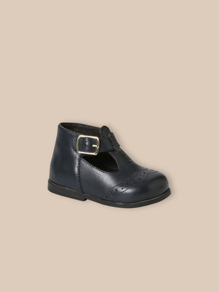 Leren babyschoenen in saloméstijl