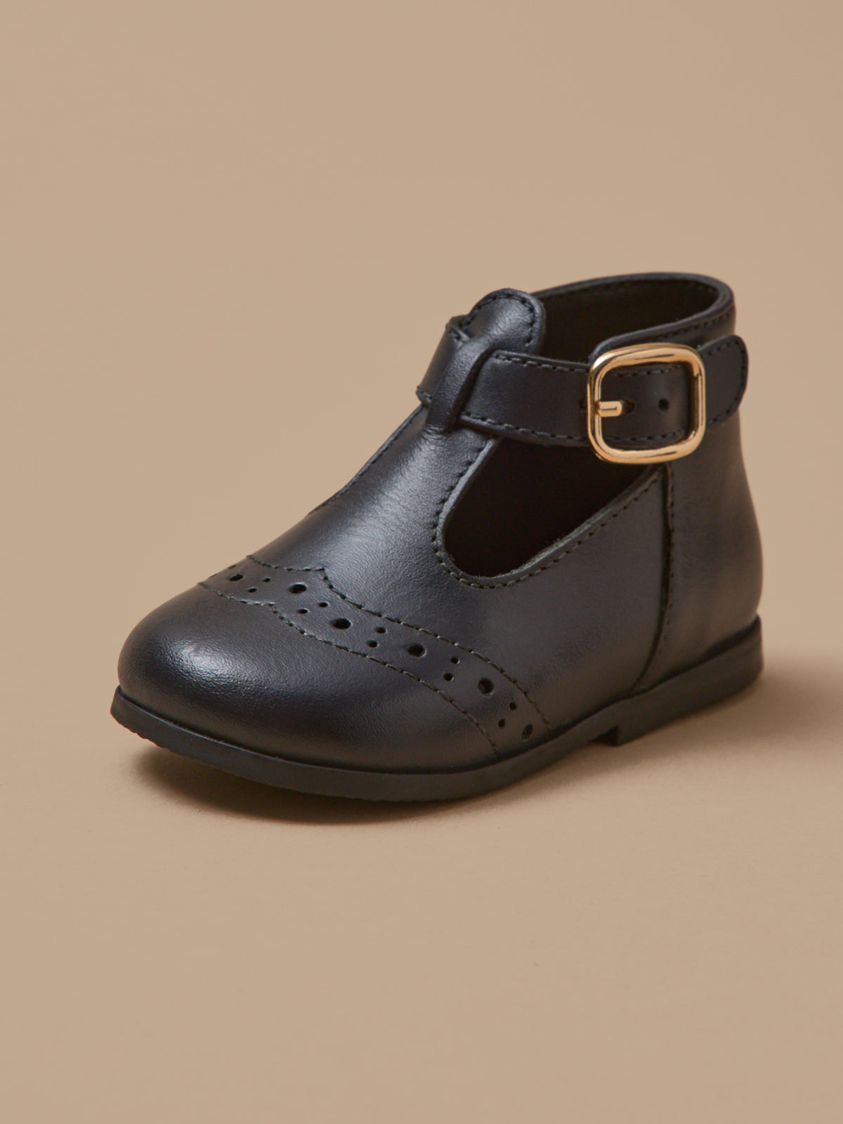 Leren babyschoenen in saloméstijl