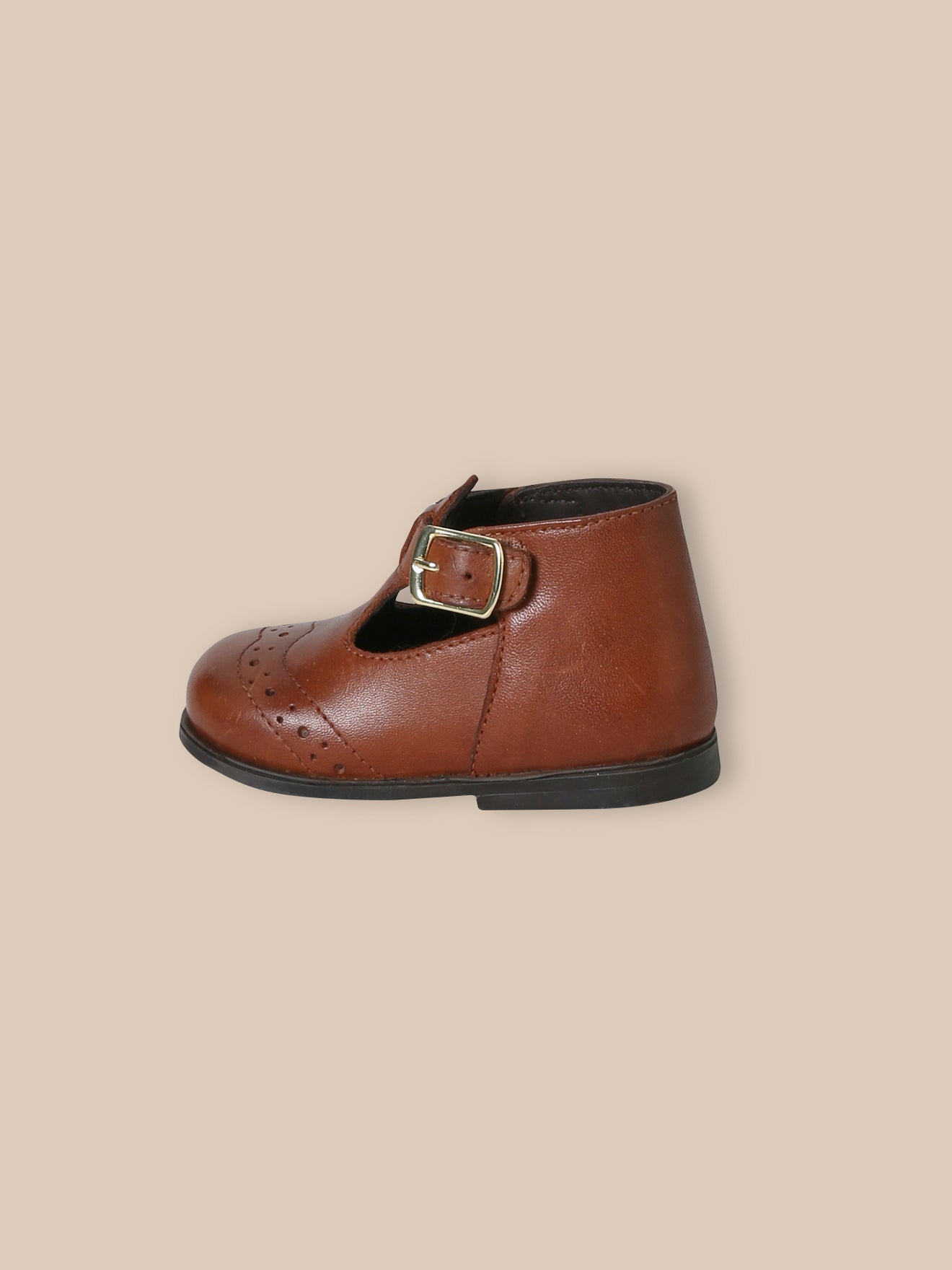 Leren babyschoenen in saloméstijl