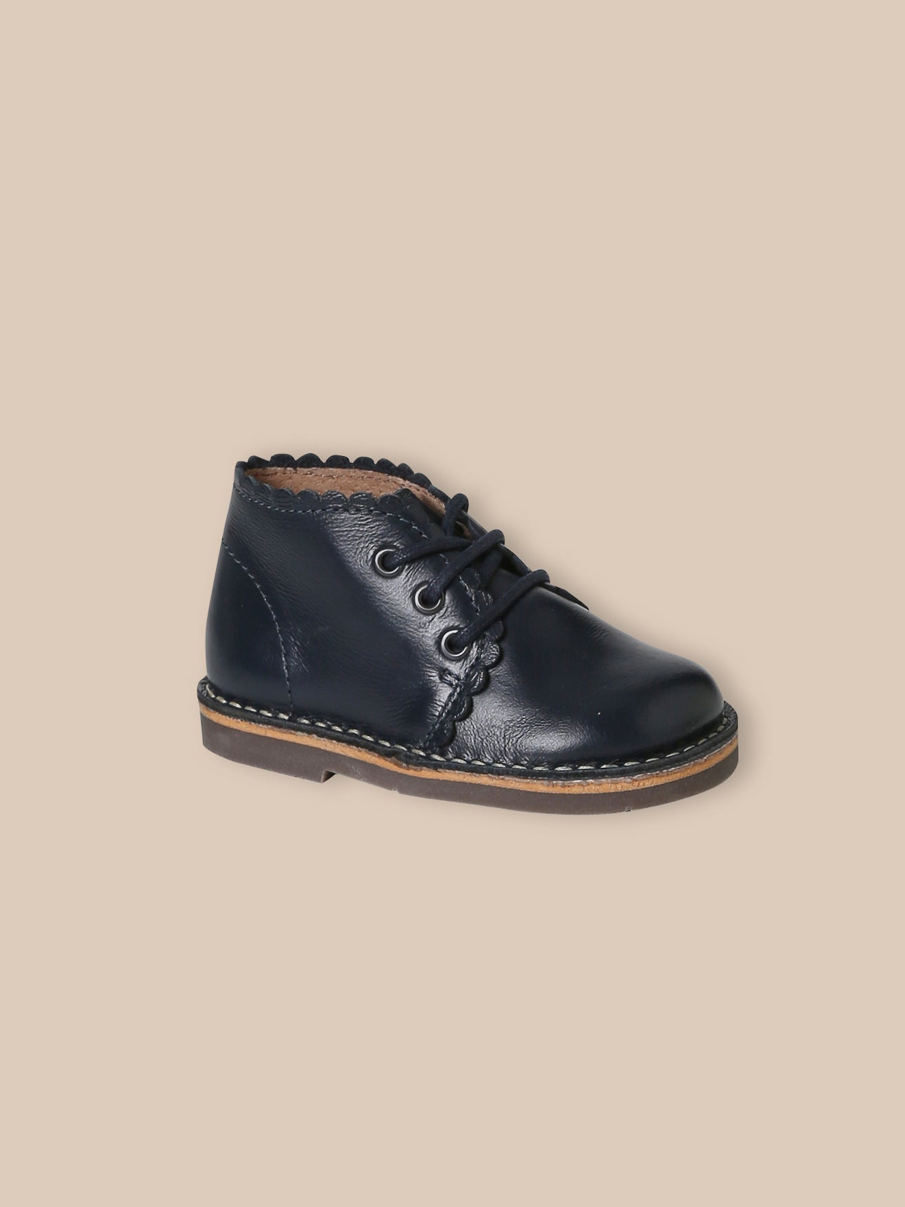 Geschulpte babybottines in leer