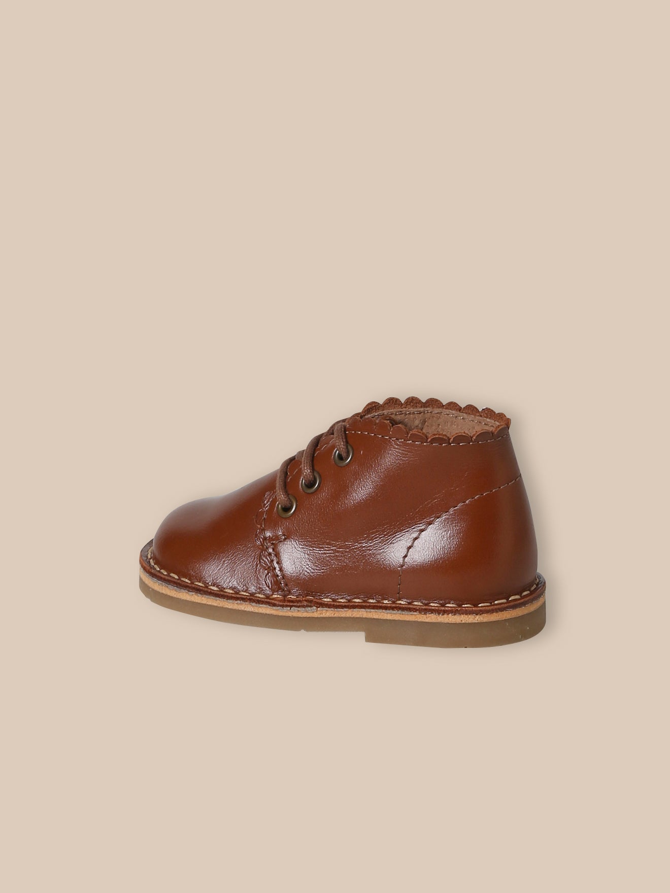 Geschulpte babybottines in leer