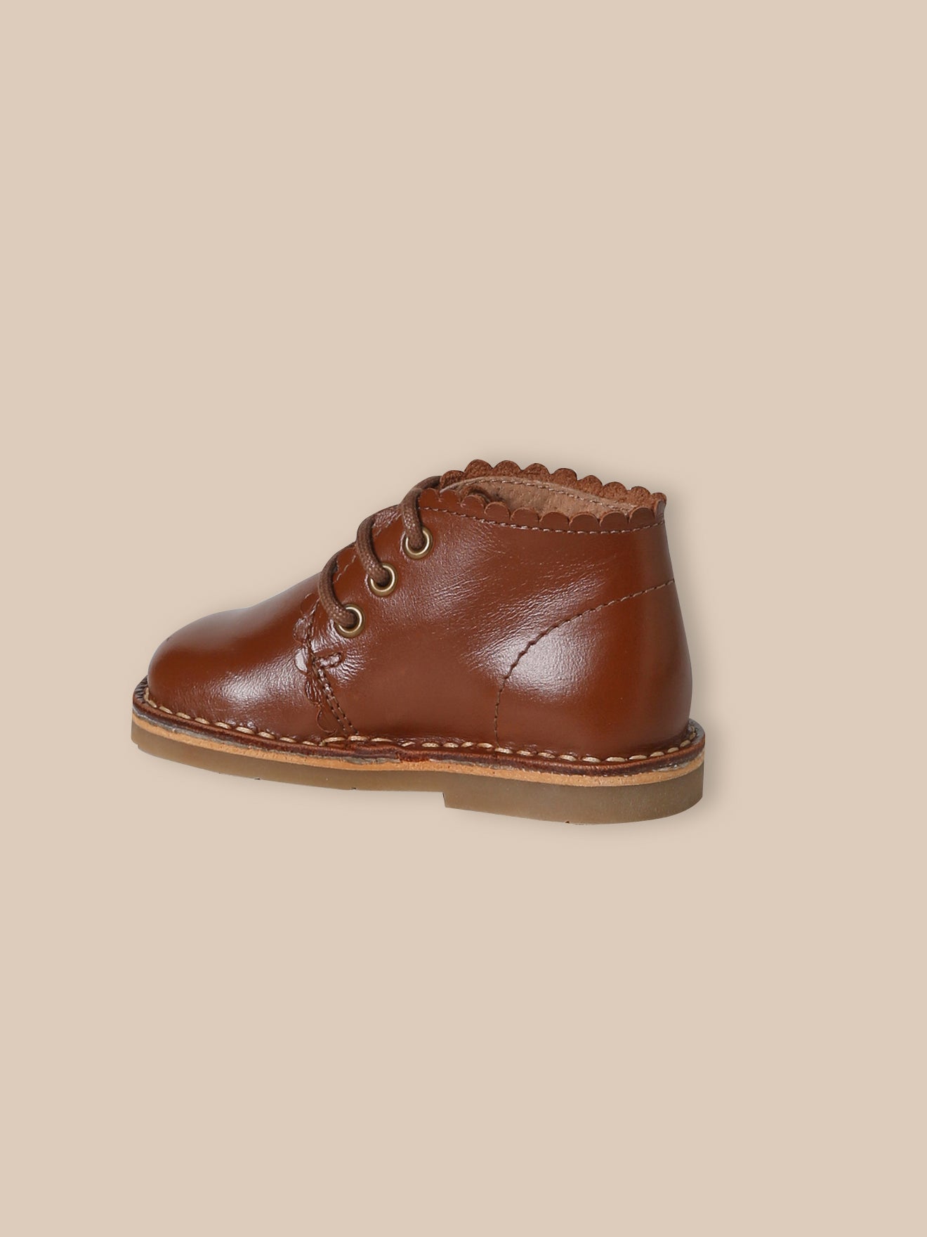 Geschulpte babybottines in leer
