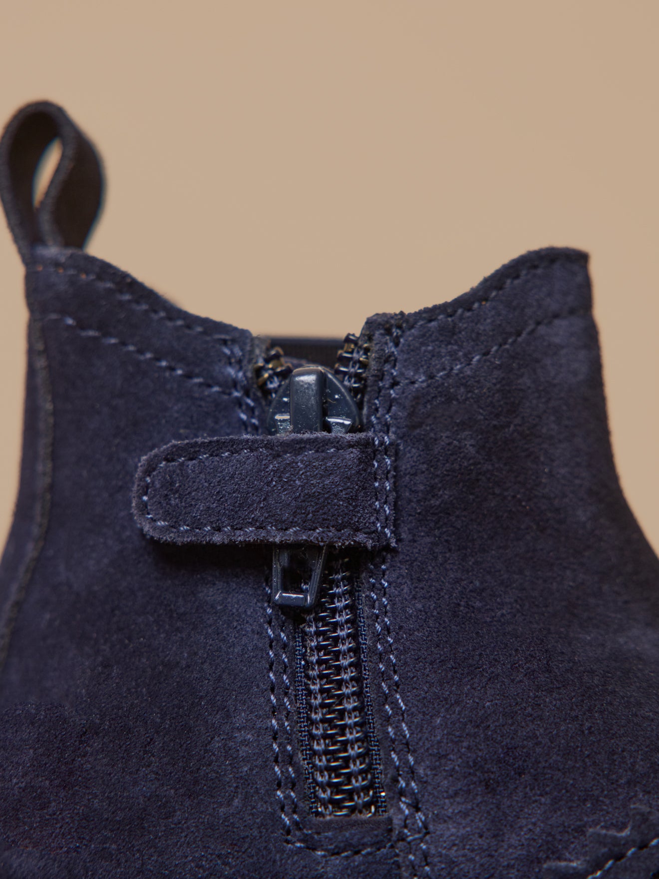 Leren babyboots met perforaties