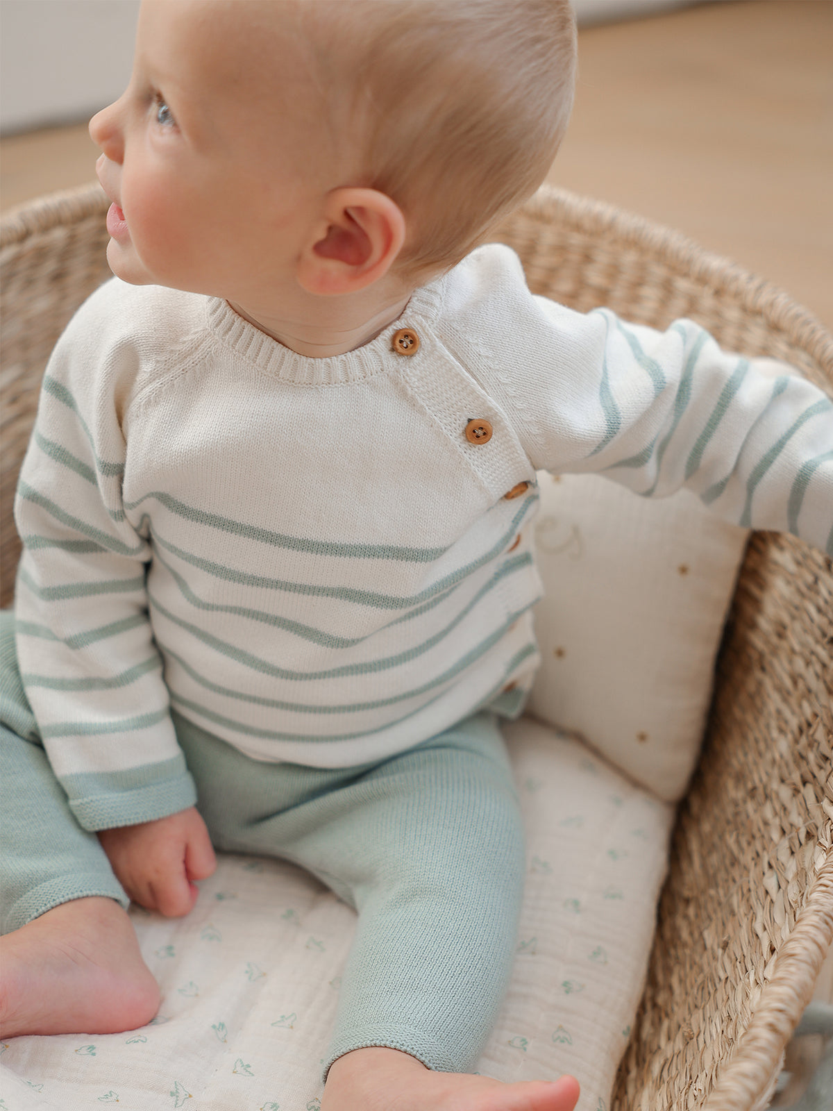 Ensemble rayé en tricot Bébé