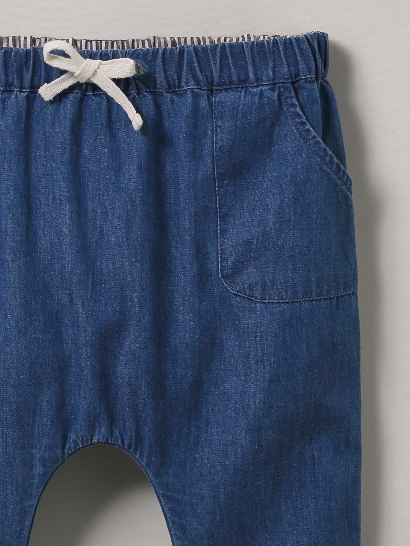 Sarouel en denim light Bébé