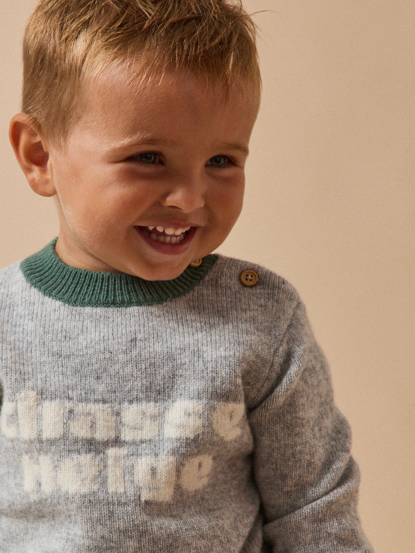 Wollen babytrui met beermotief