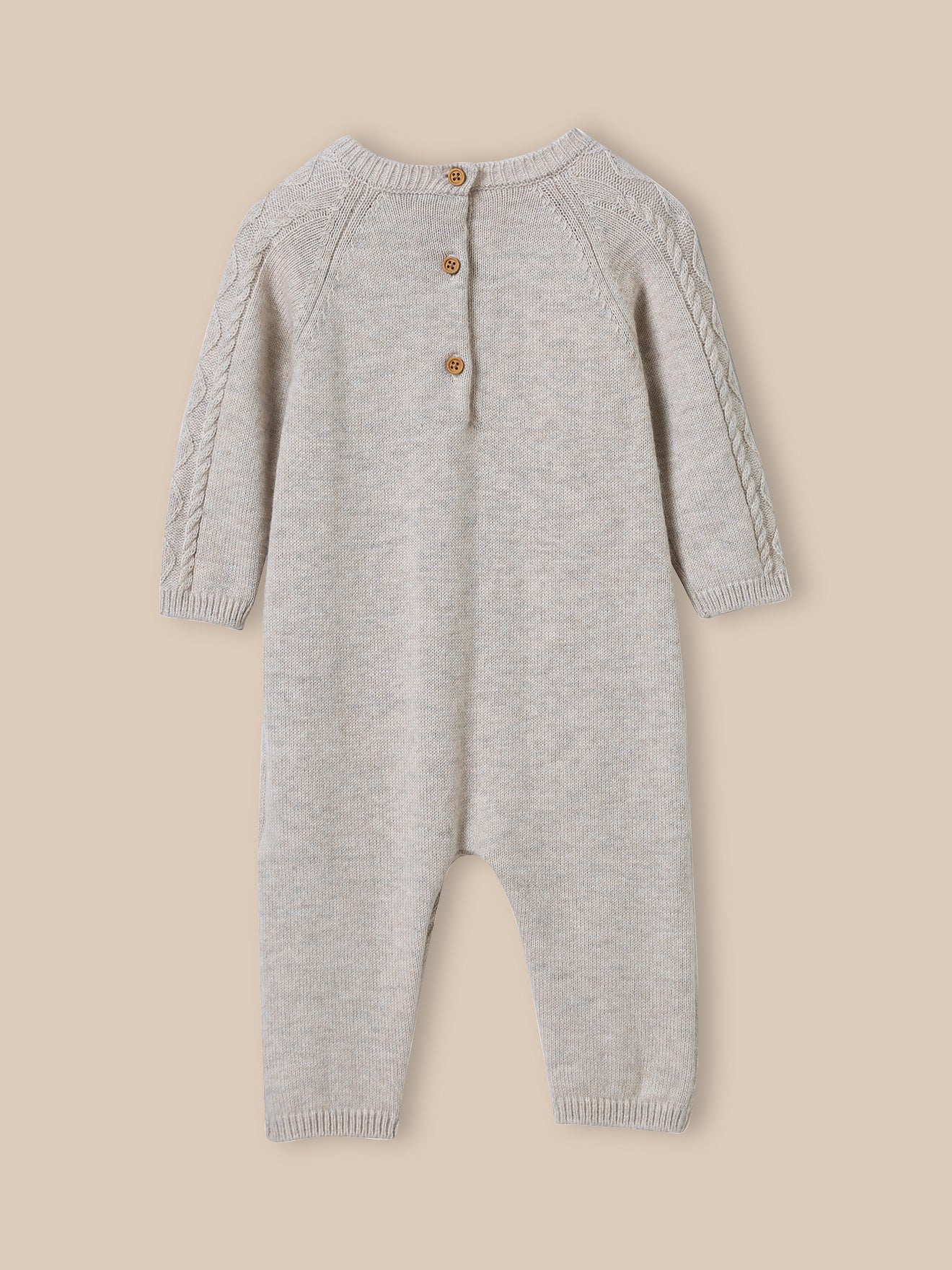 Combinaison en tricot bébé