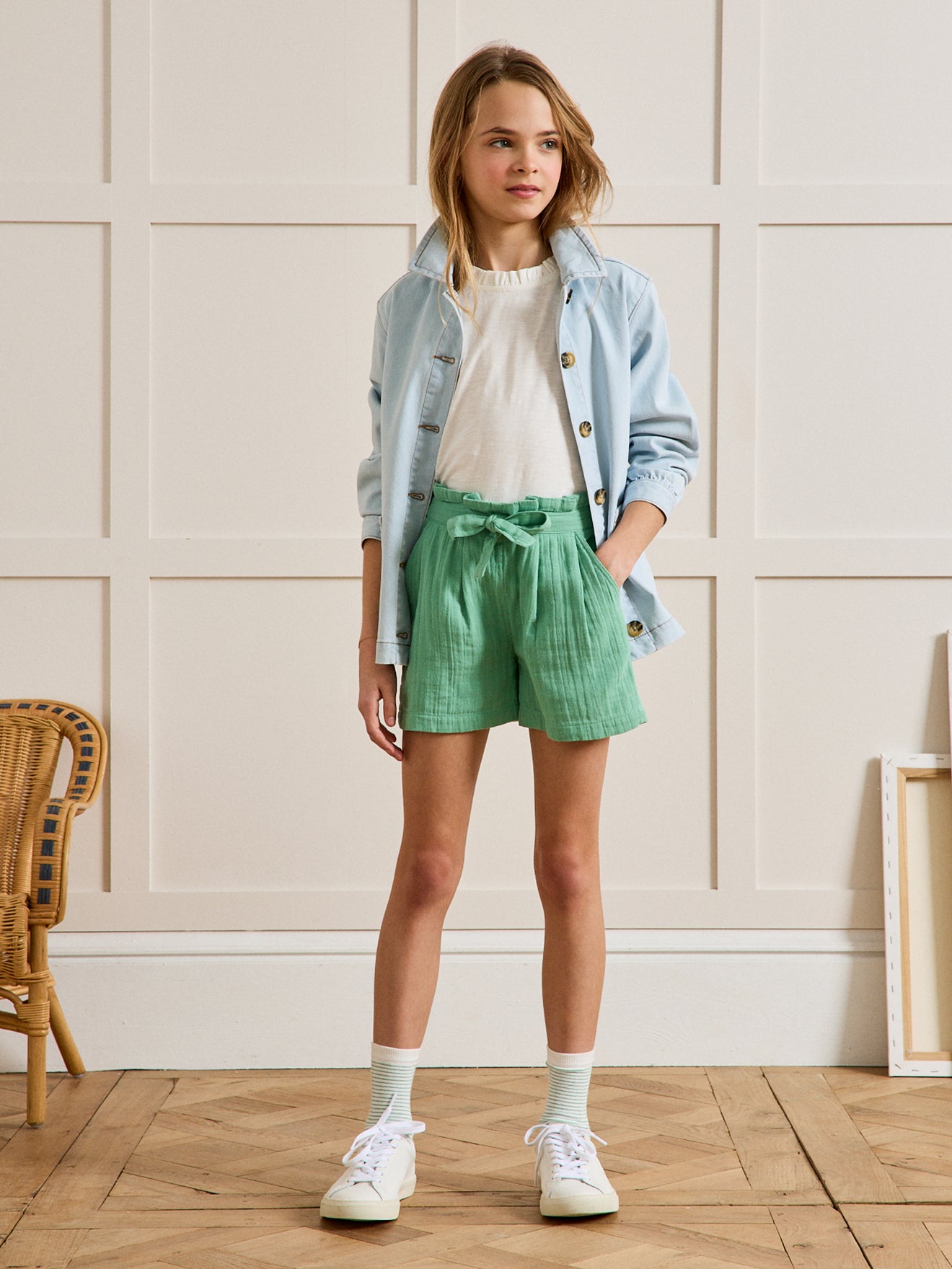 Meisjesshort in biokatoenen tetrastof