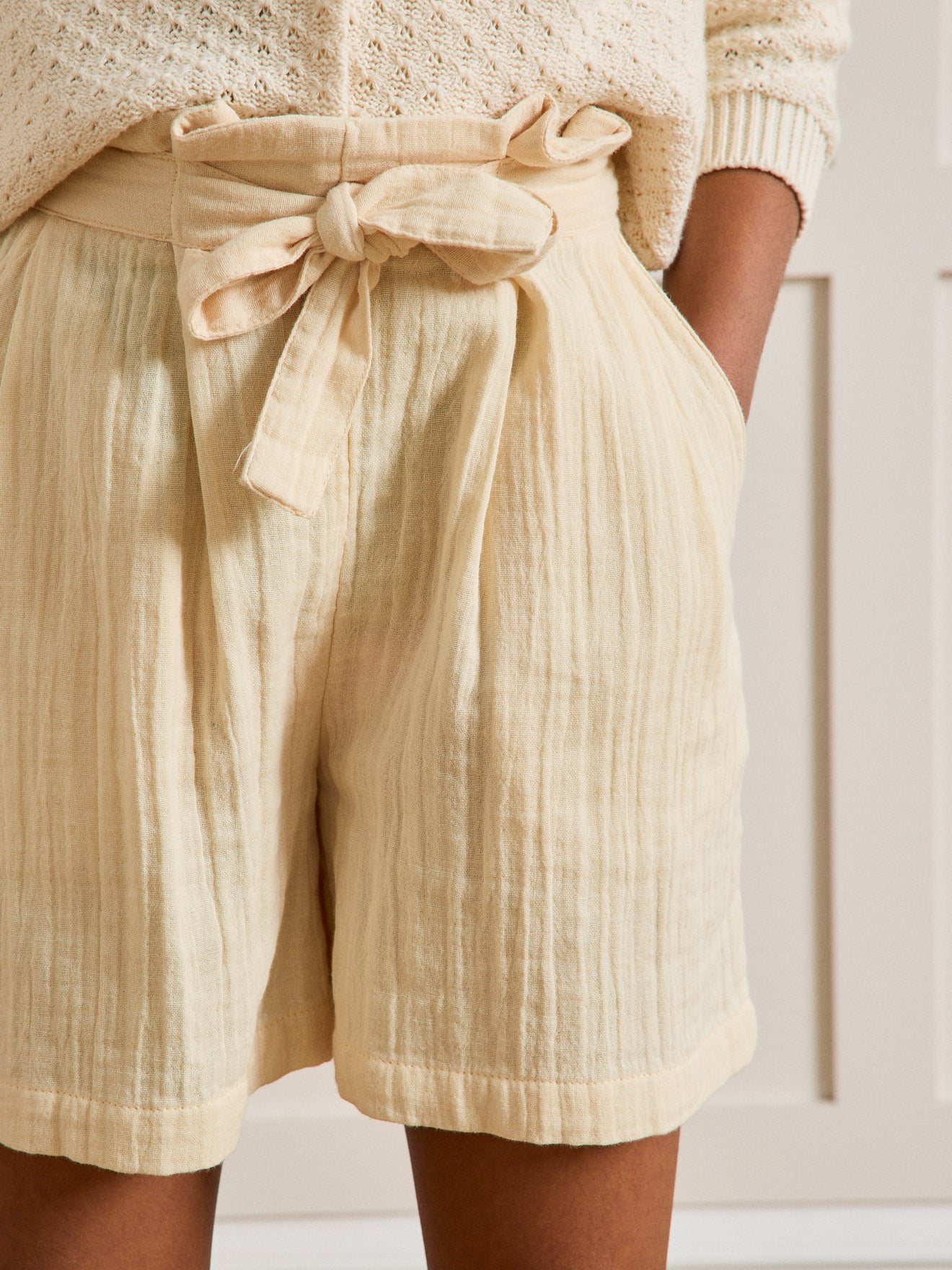 Meisjesshort in biokatoenen tetrastof