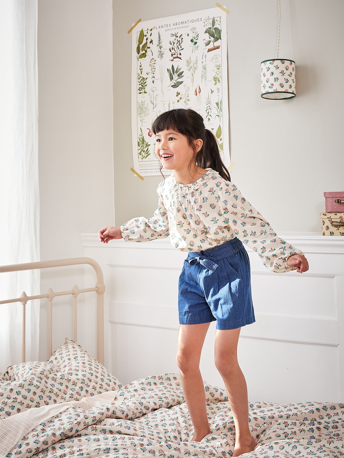 Meisjesshort in light denim
