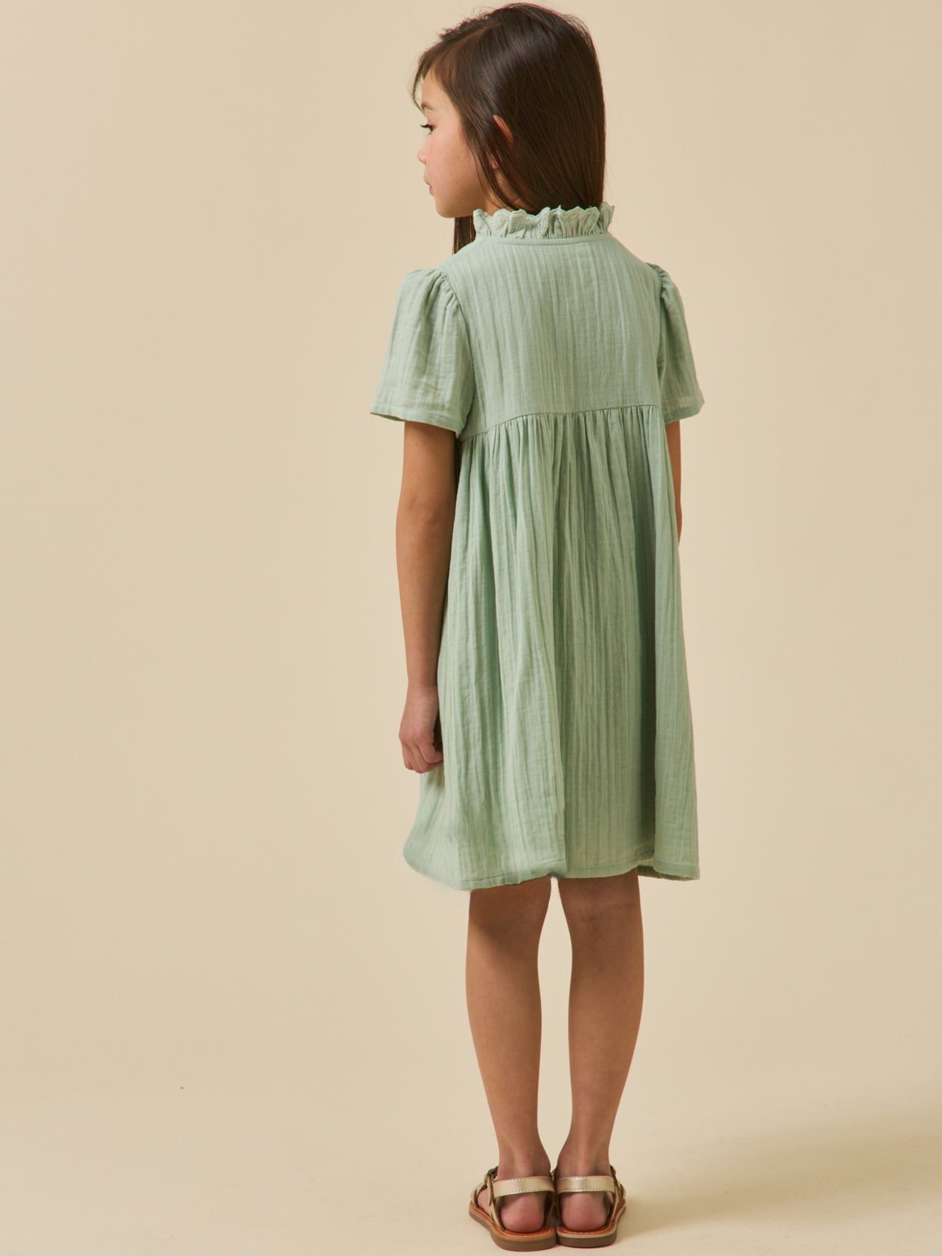 Meisjesjurk in tetrastof