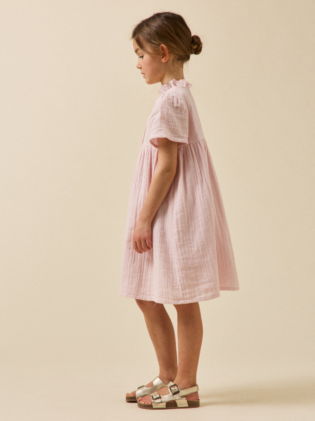 Meisjesjurk in tetrastof