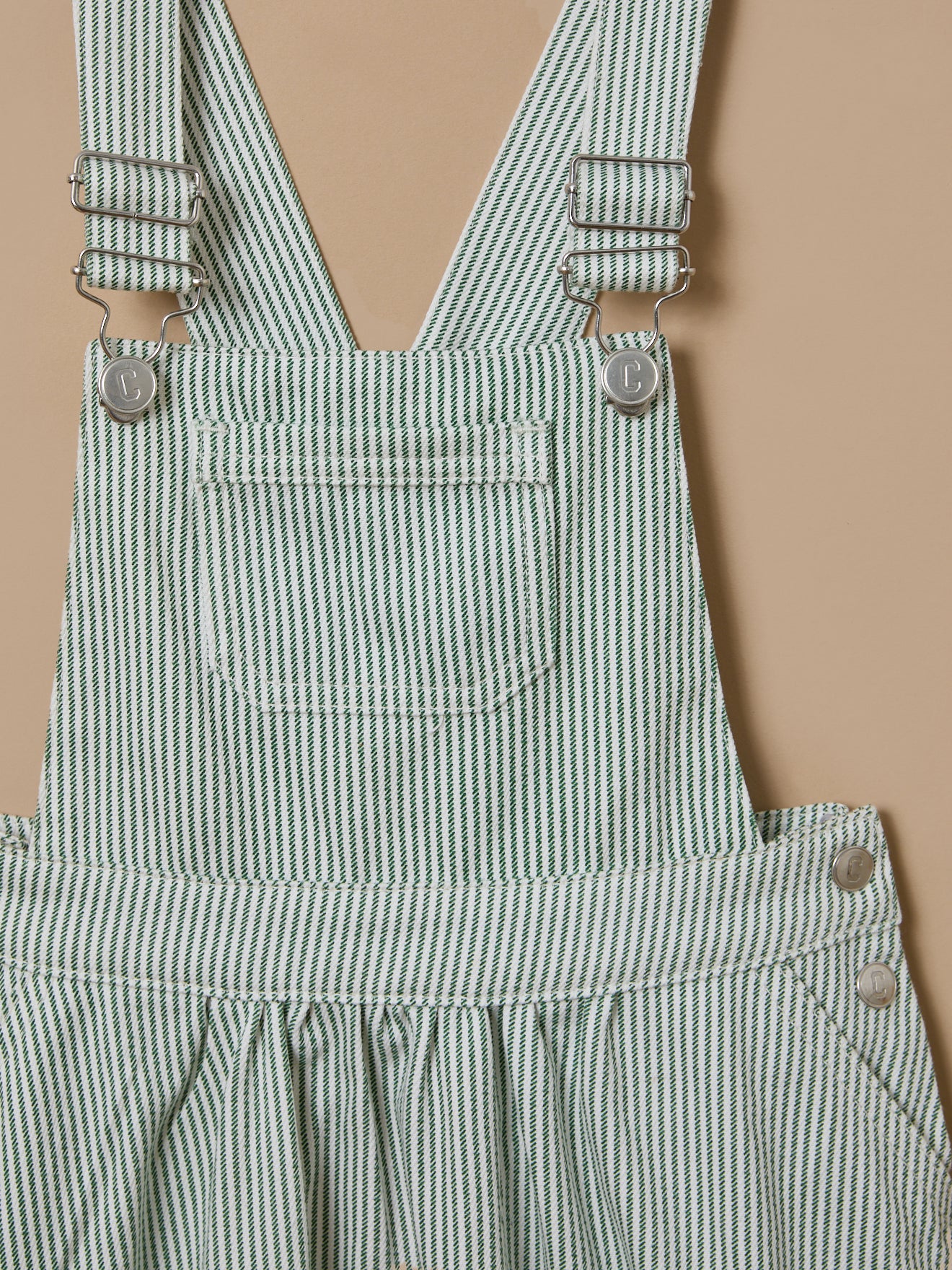 Gestreepte meisjesjurk in denim