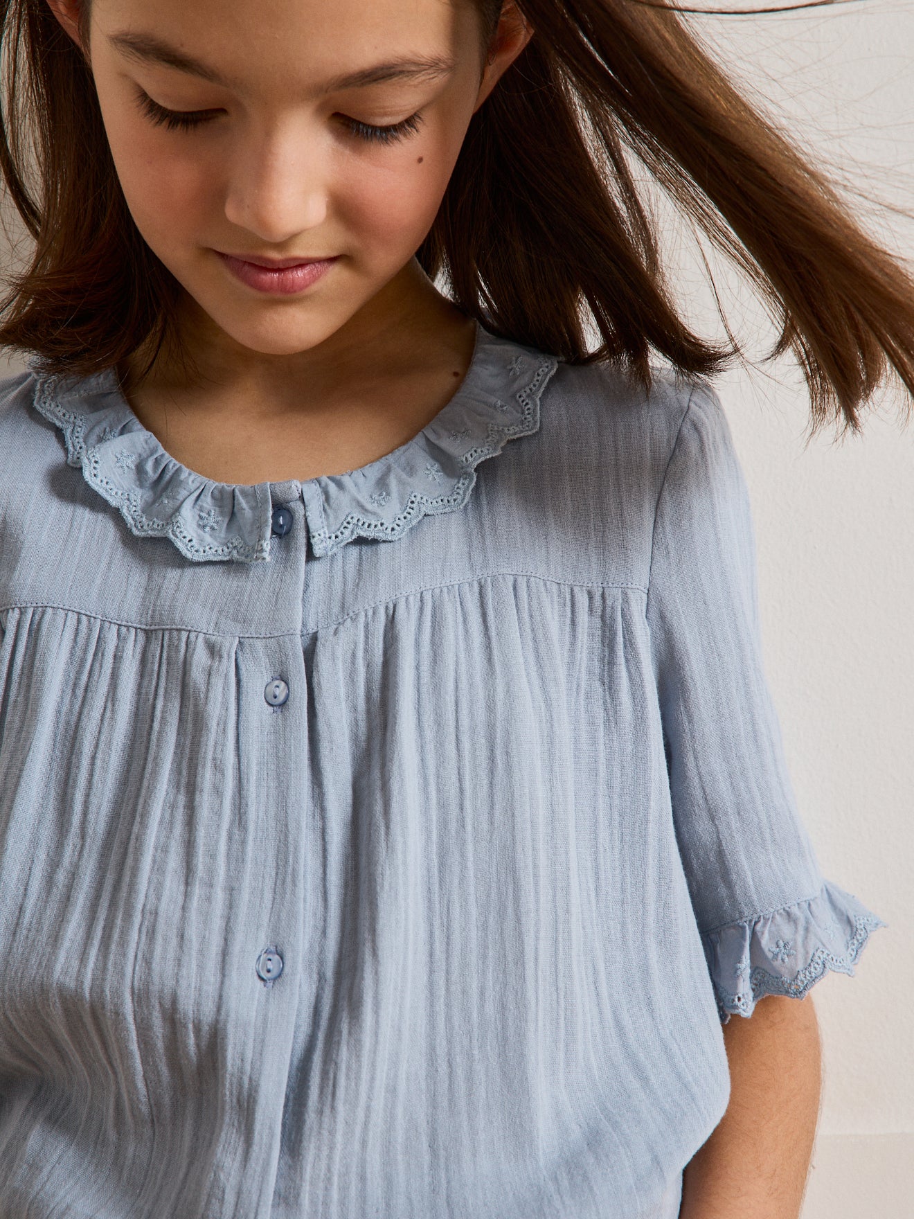 Meisjesbloes in tetrastof - Biokatoen