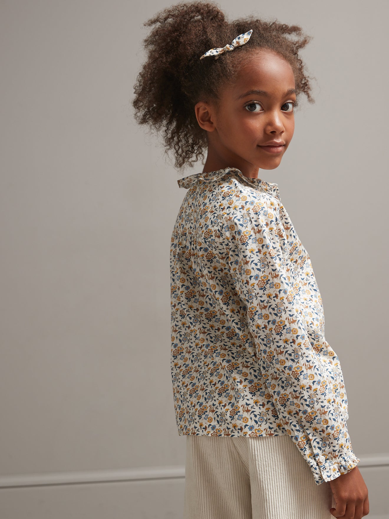 Meisjesbloes in Aisha Liberty-stof