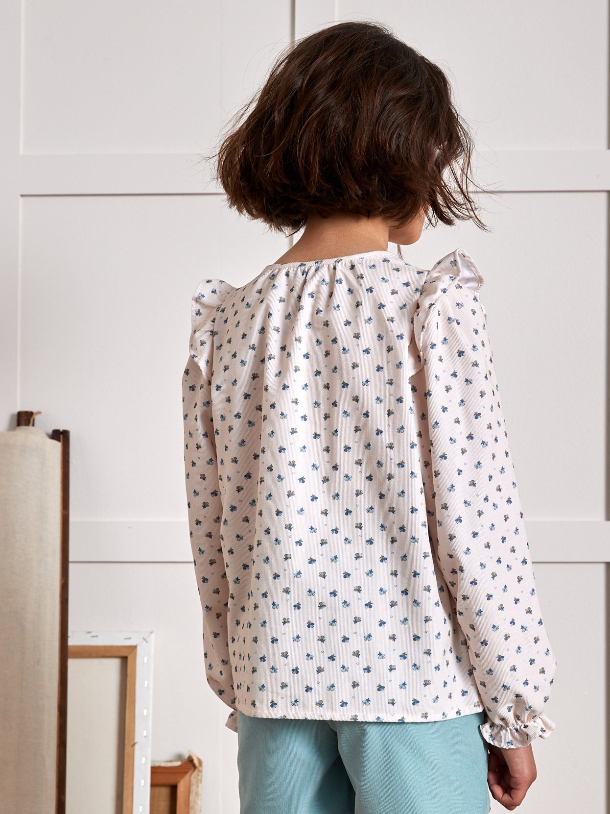 Wijd meisjeshemd in velours met Emily print