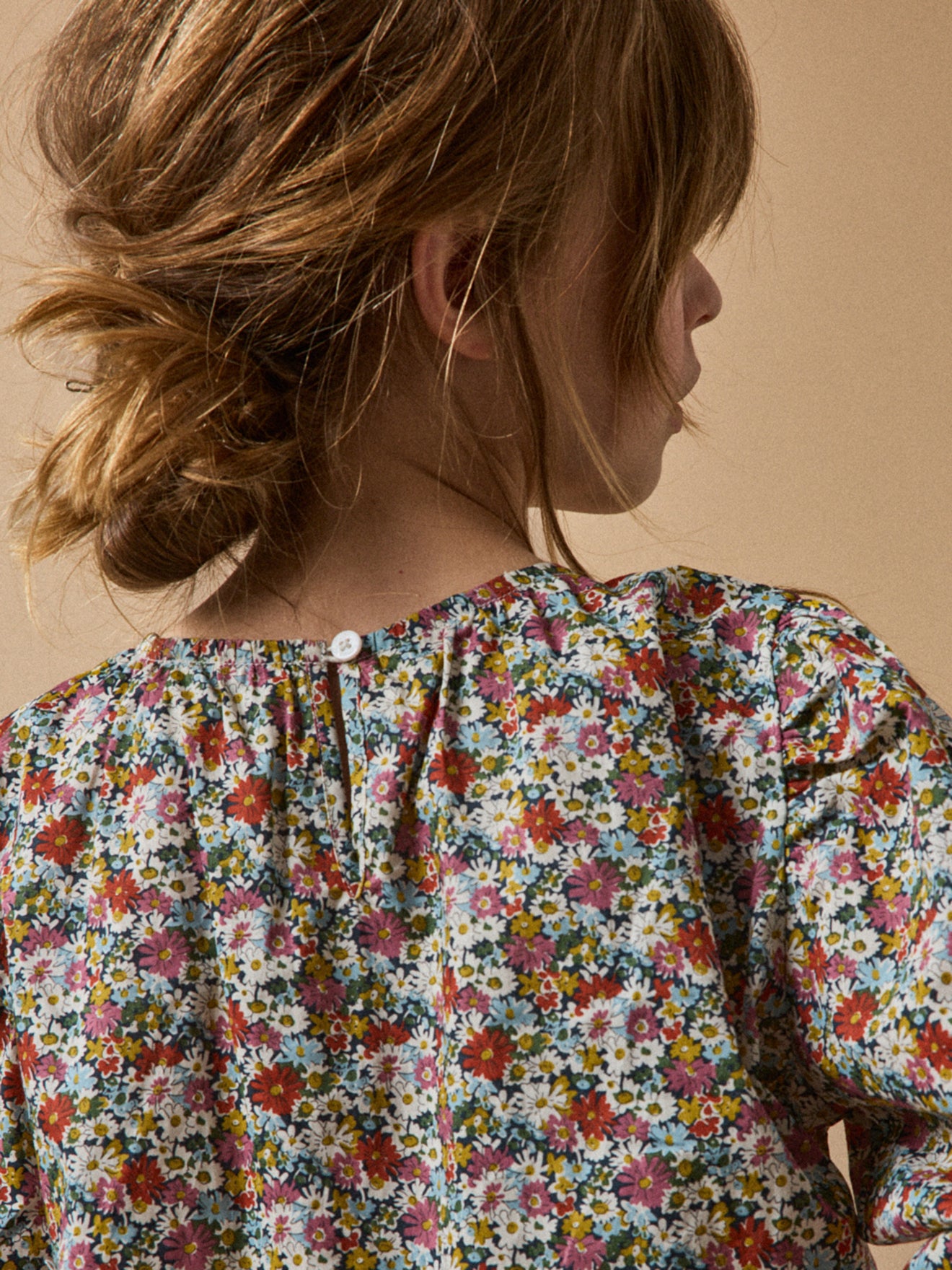 Meisjesbloes in "Libby" Liberty-stof